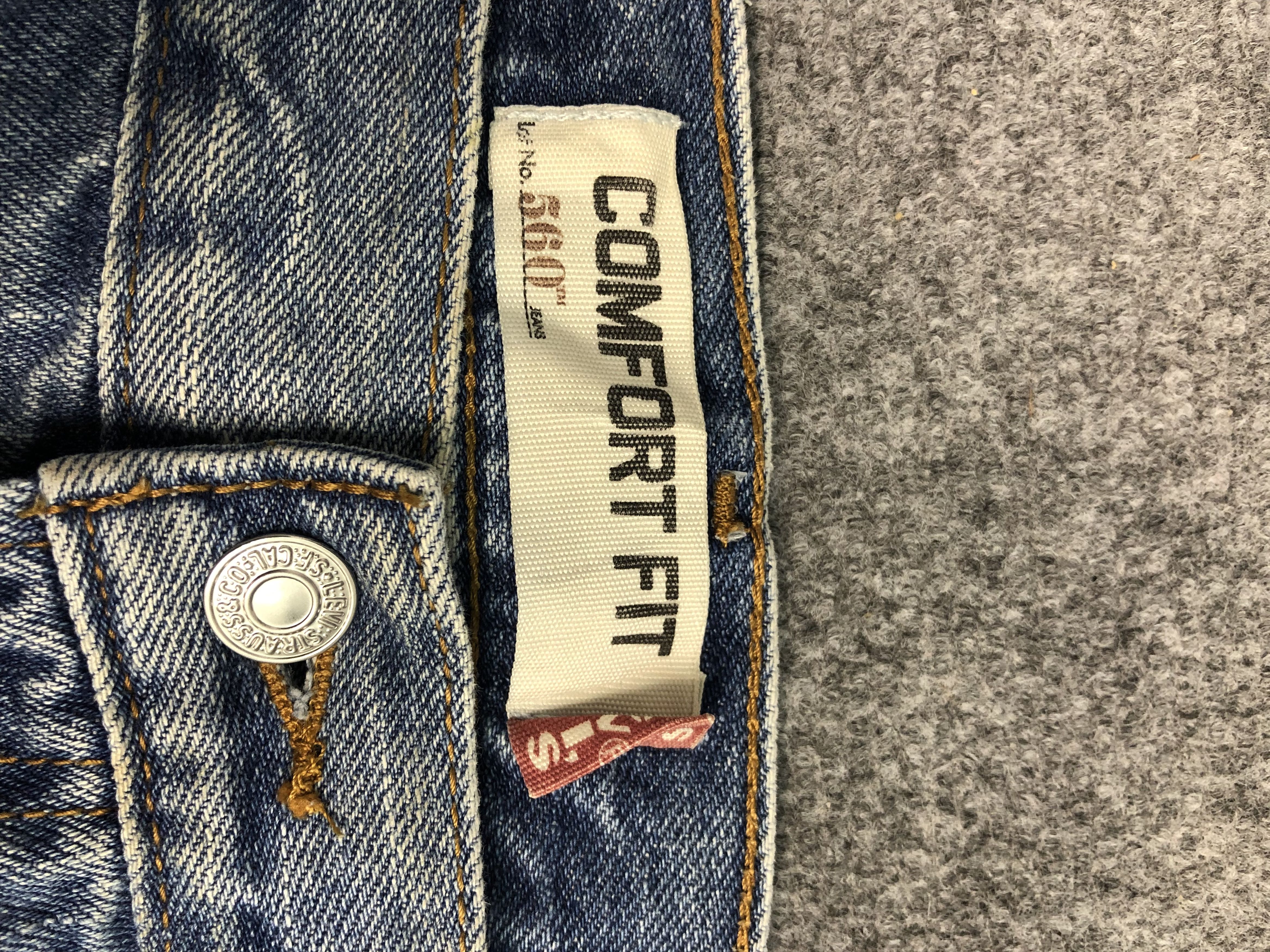 Levi's Vintage Levis 560 Jeans DP0438 Size US 39 - 7 Thumbnail