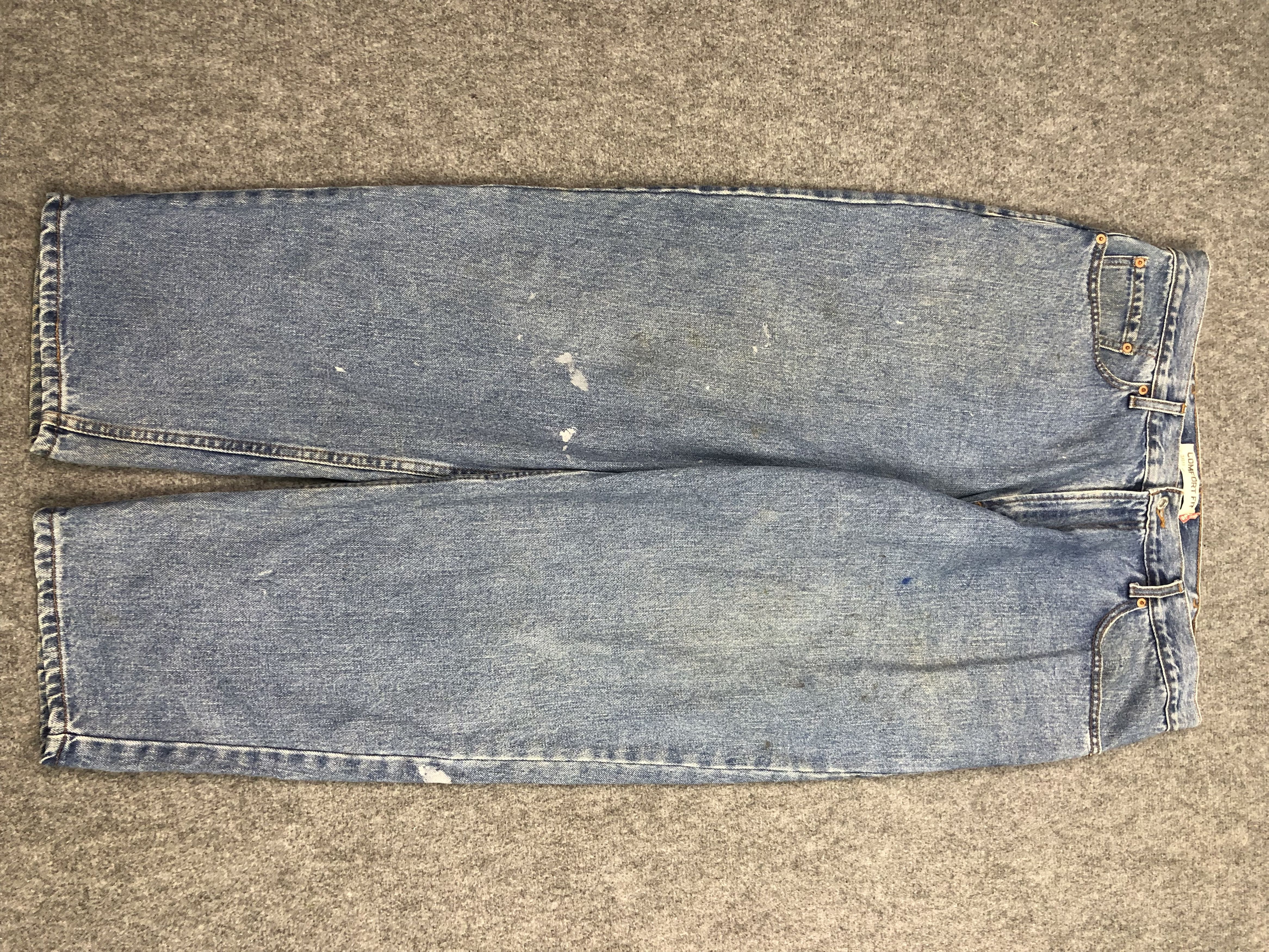image of Levis 560 Jeans in Blue Denim, Men's (Size 39)