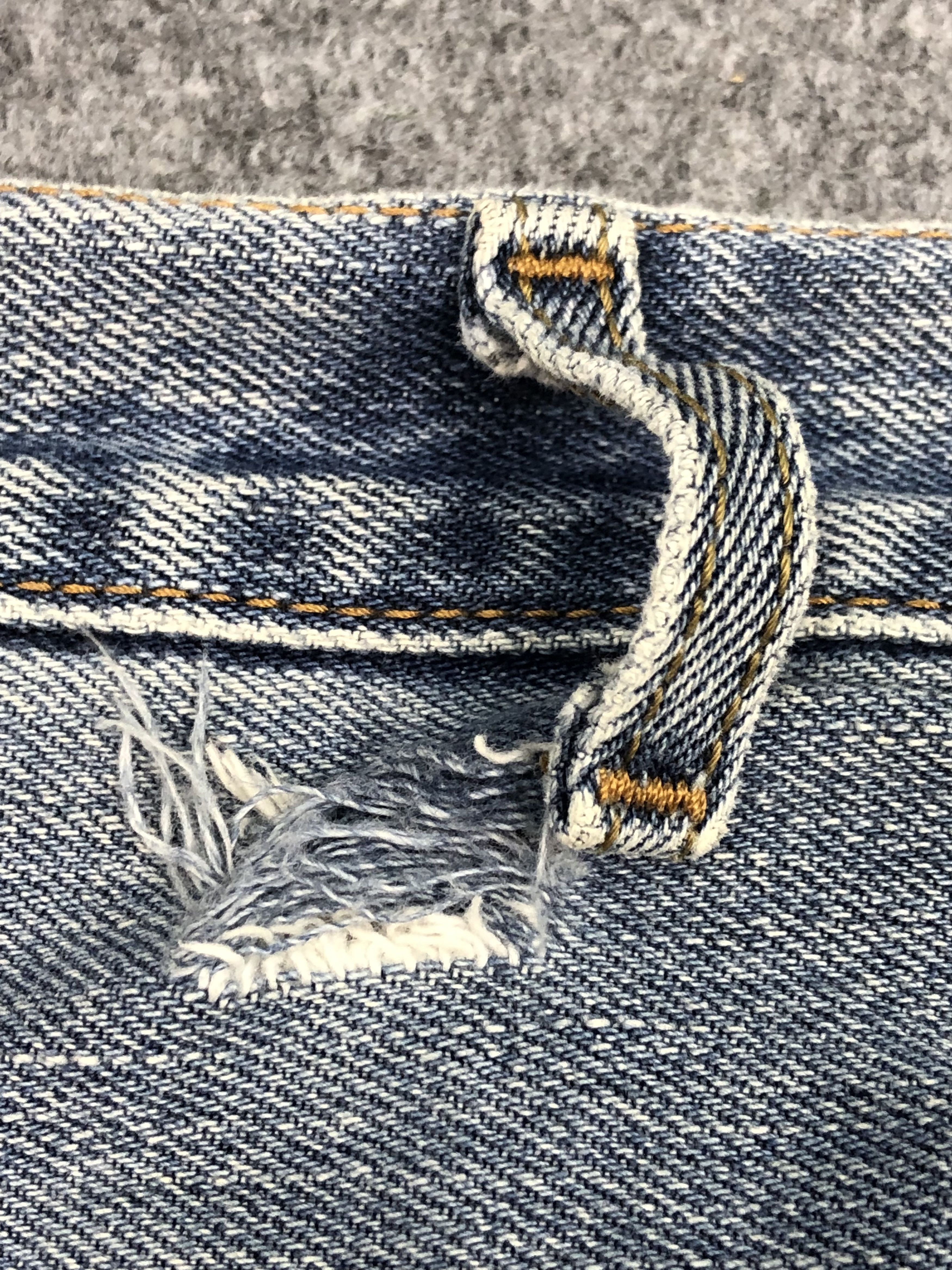 Levi's Vintage Levis 550 Jeans DP0453 Size US 39 - 9 Thumbnail