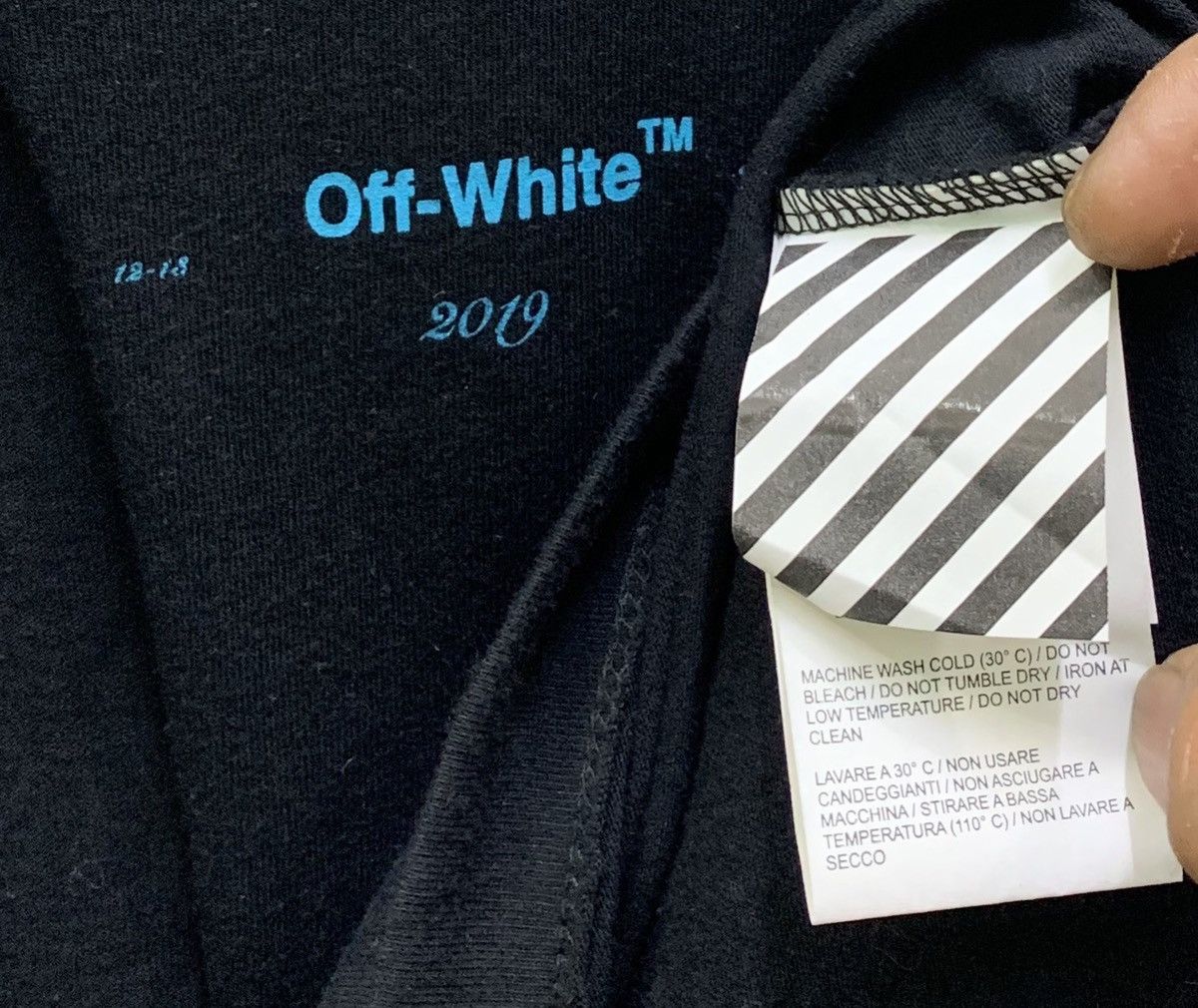Off-White OFF-WHITE T-shirts Size US XL / EU 56 / 4 - 18 Thumbnail