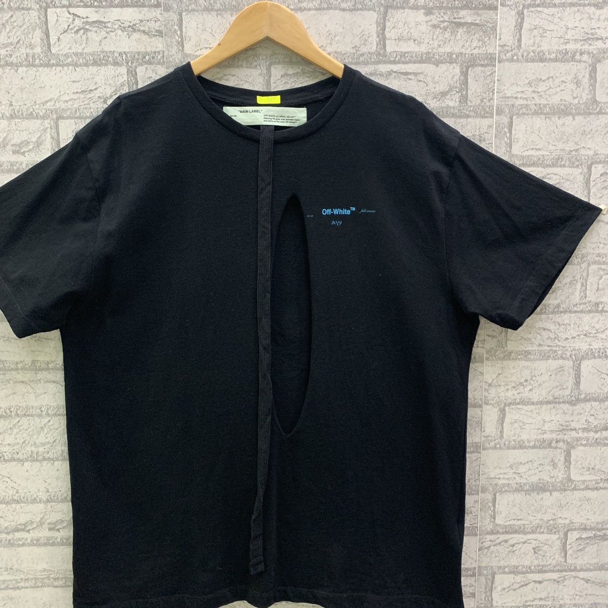 Off-White OFF-WHITE T-shirts Size US XL / EU 56 / 4 - 5 Thumbnail