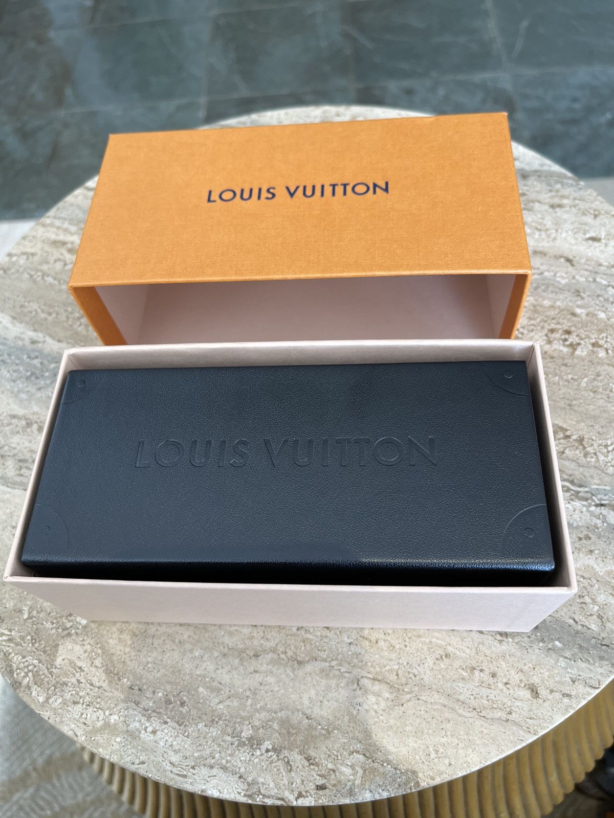 Louis Vuitton Louis Vuitton Cyclone Sunglasses Black/ Gold Size ONE SIZE - 4 Thumbnail