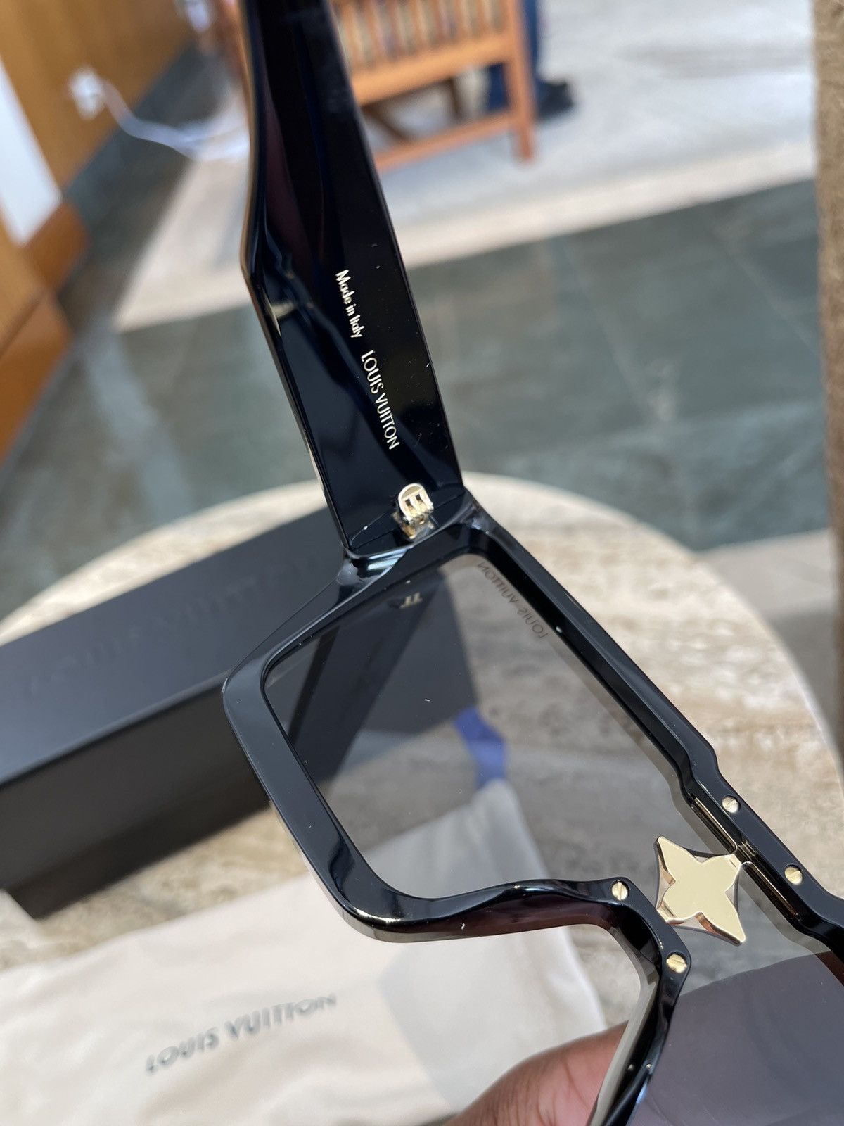 Louis Vuitton Louis Vuitton Cyclone Sunglasses Black/ Gold Size ONE SIZE - 2 Thumbnail