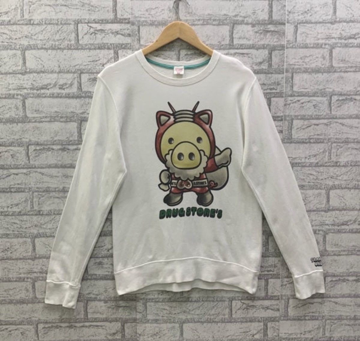 Vintage Vintage Drug Store’s Big Logo Japan Brand Sweatshirts Size US S / EU 44-46 / 1 - 1 Thumbnail
