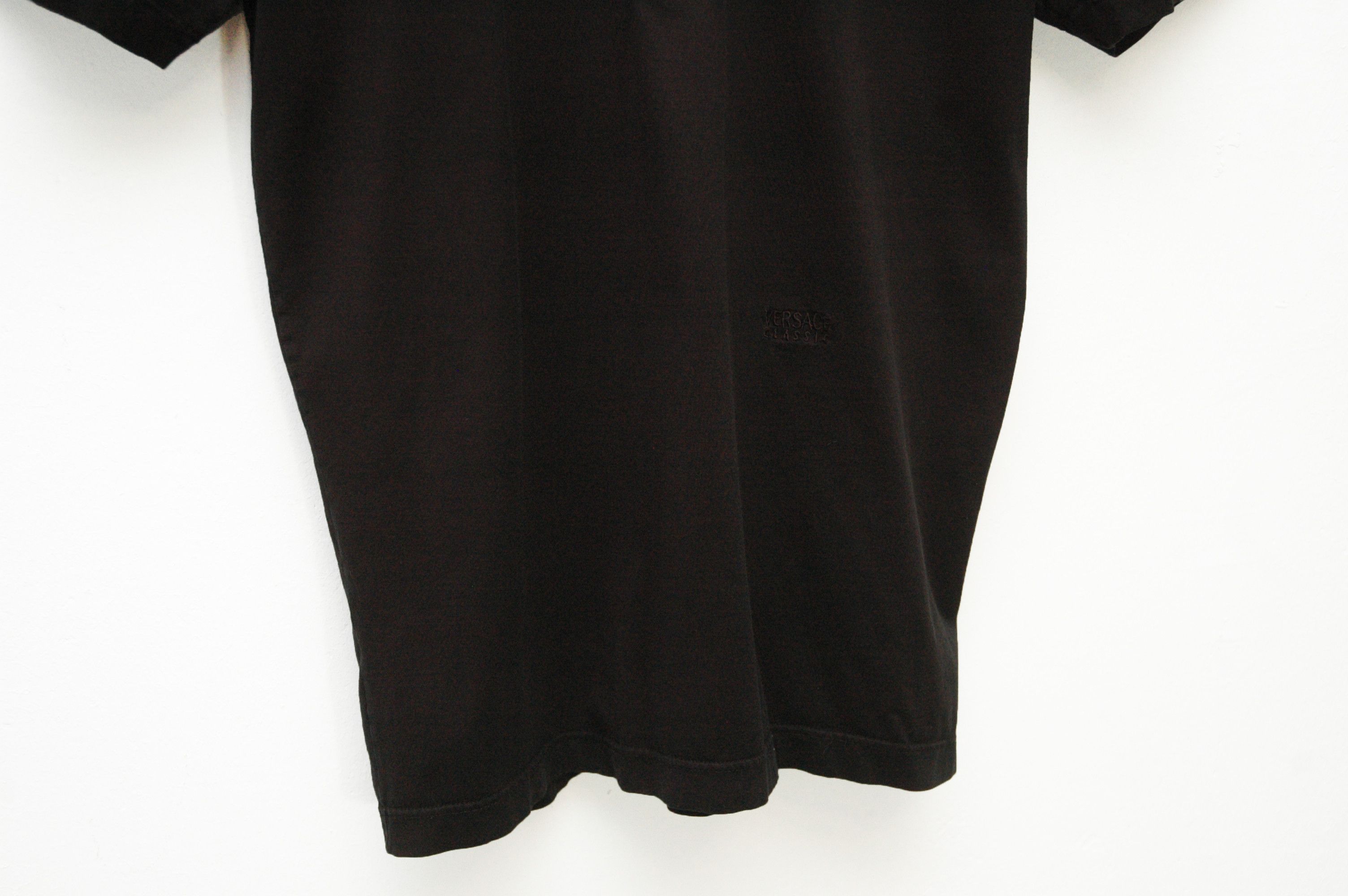 Versace Vintage Versace Classic V2 Polo Medusa Size US M / EU 48-50 / 2 - 9 Thumbnail
