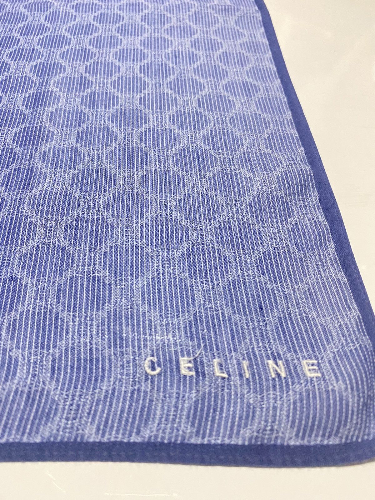 Celine × Vintage Vintage 90s CELINE handkerchief 18”x”x19” HT3 Size ONE SIZE - 3 Thumbnail
