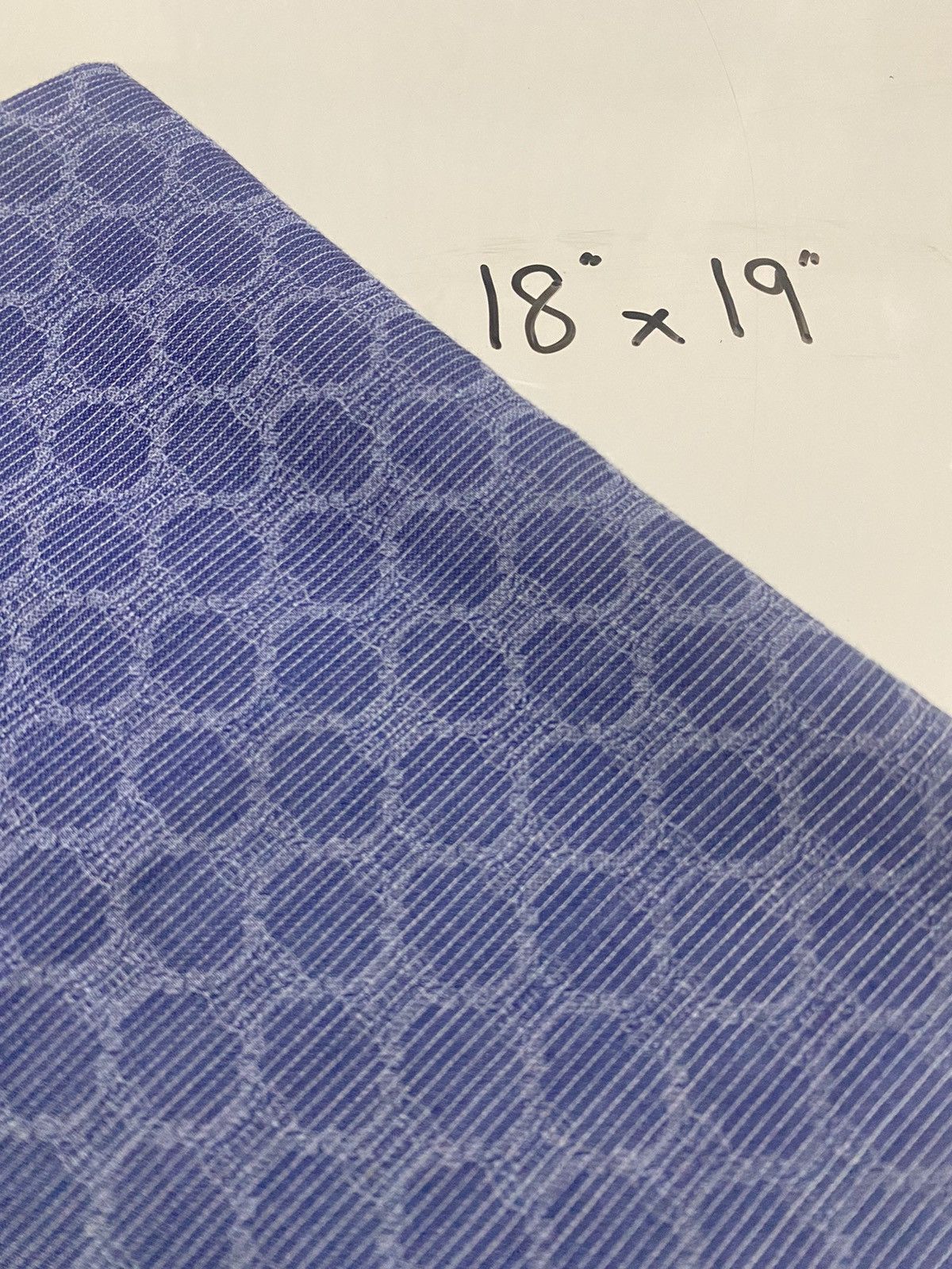Celine × Vintage Vintage 90s CELINE handkerchief 18”x”x19” HT3 Size ONE SIZE - 4 Thumbnail