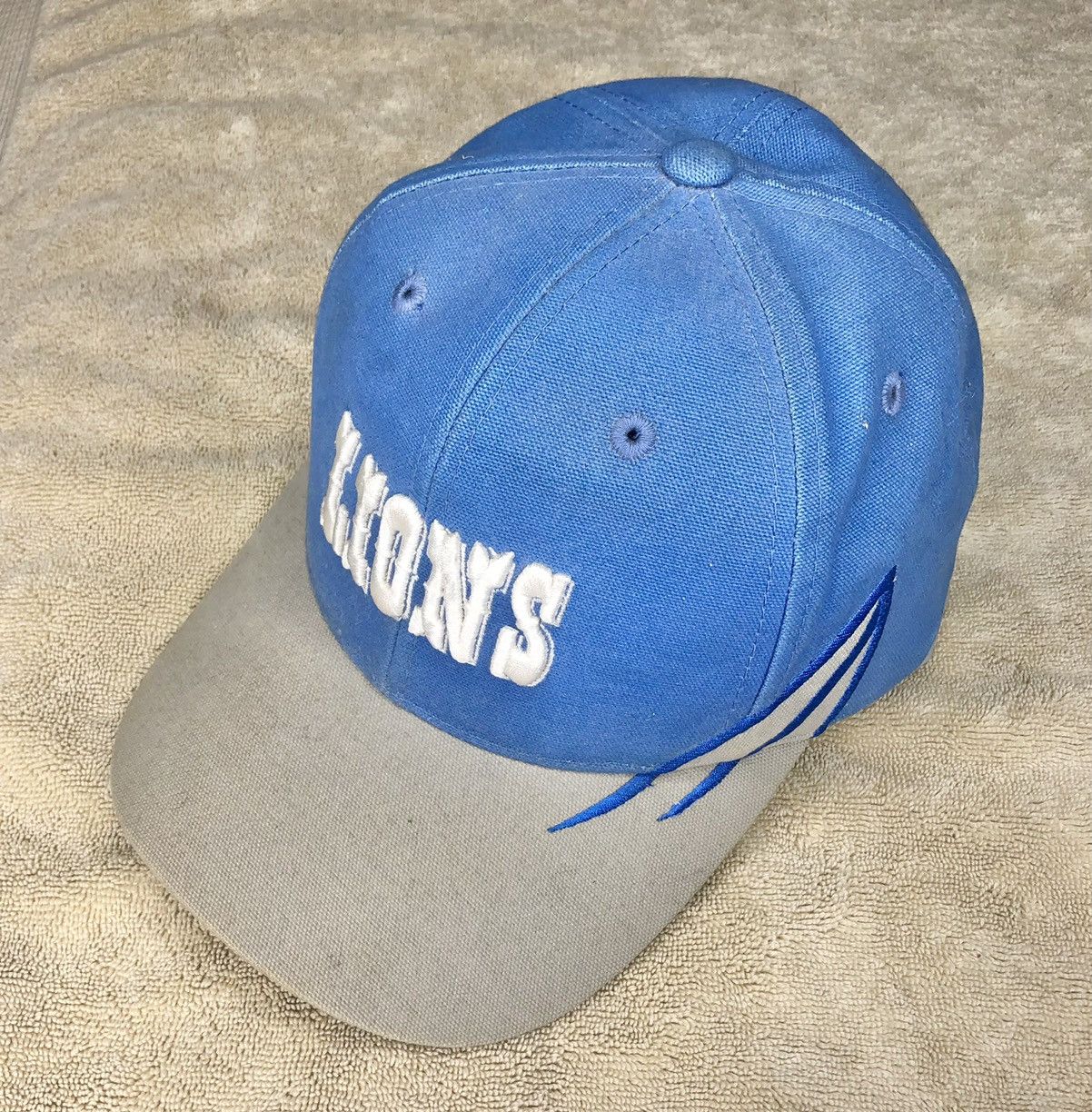 Vintage Vintage Structured Lions Hat Size ONE SIZE - 1 Thumbnail
