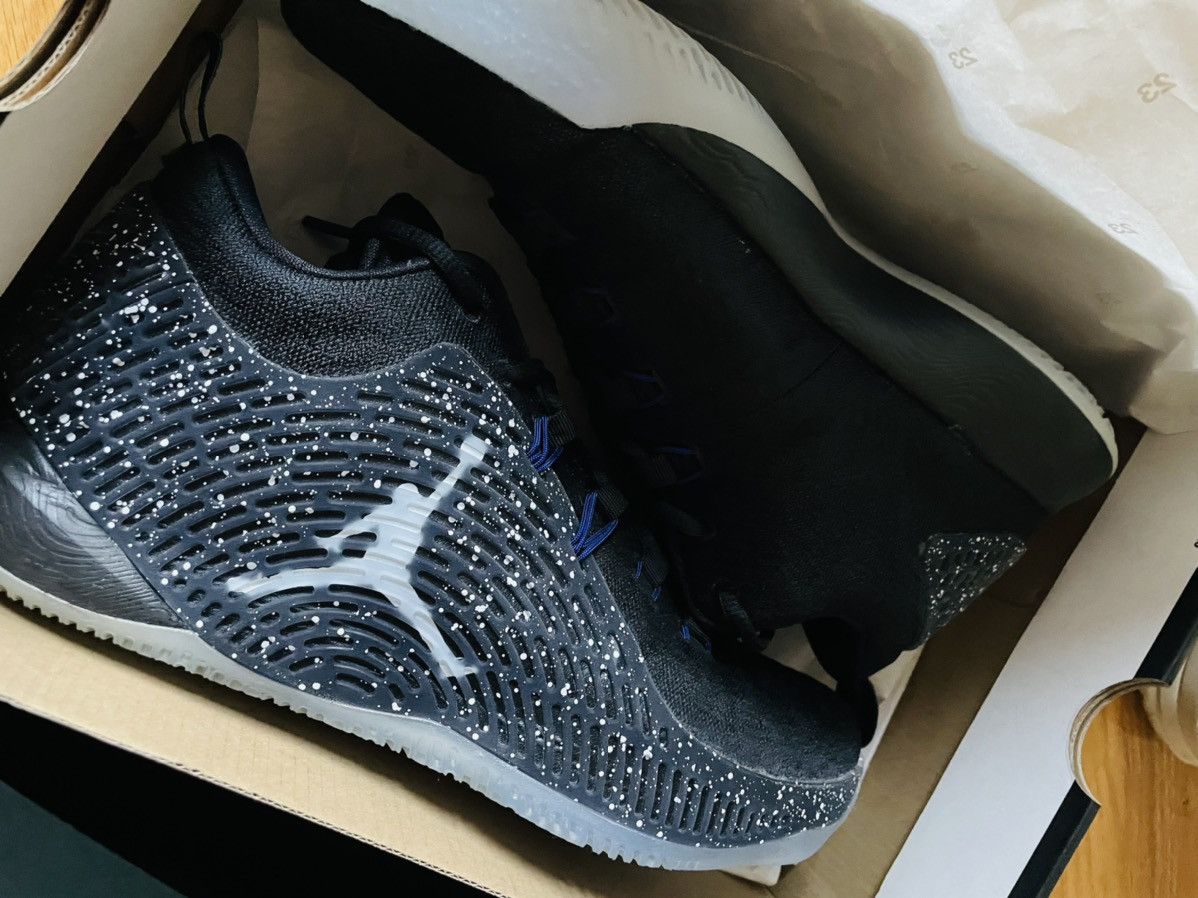 Jordan Brand CP3.X Space Jam Size US 10 / EU 43 - 2 Thumbnail
