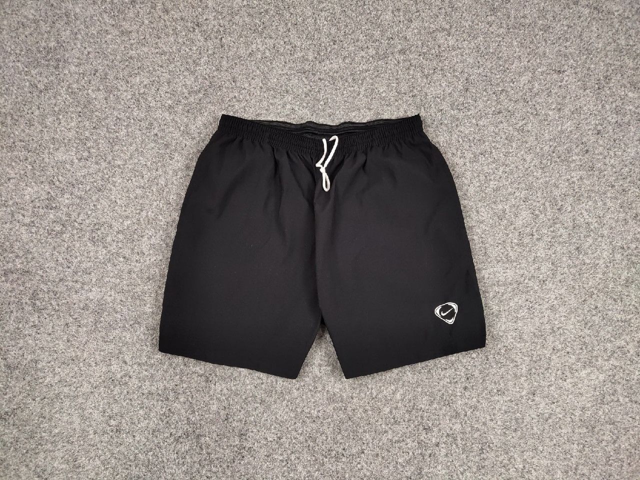 Nike Vintage Nike Short black Streetwear Travis Scott Style Size US 36 / EU 52 - 1 Thumbnail
