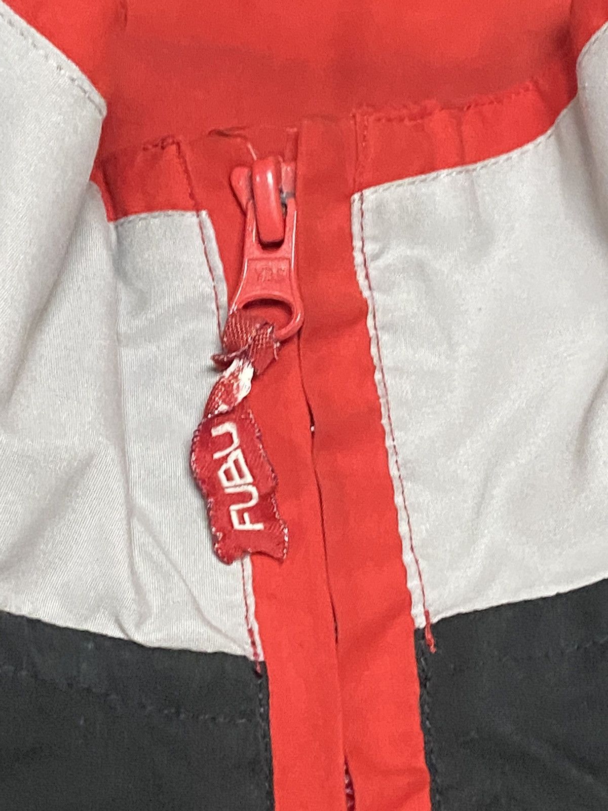 Fubu Vintage 90s Fubu Windbreaker Jacket Size US L / EU 52-54 / 3 - 3 Thumbnail
