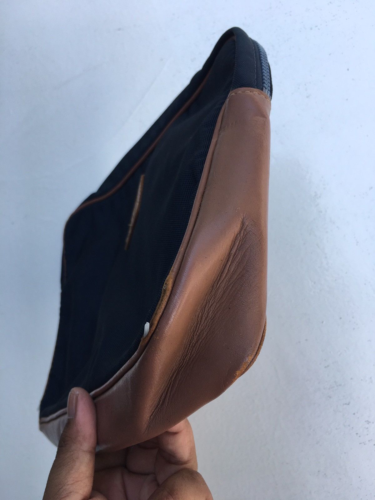 Courreges Vintage Courreges Pouch Bag Size ONE SIZE - 6 Thumbnail