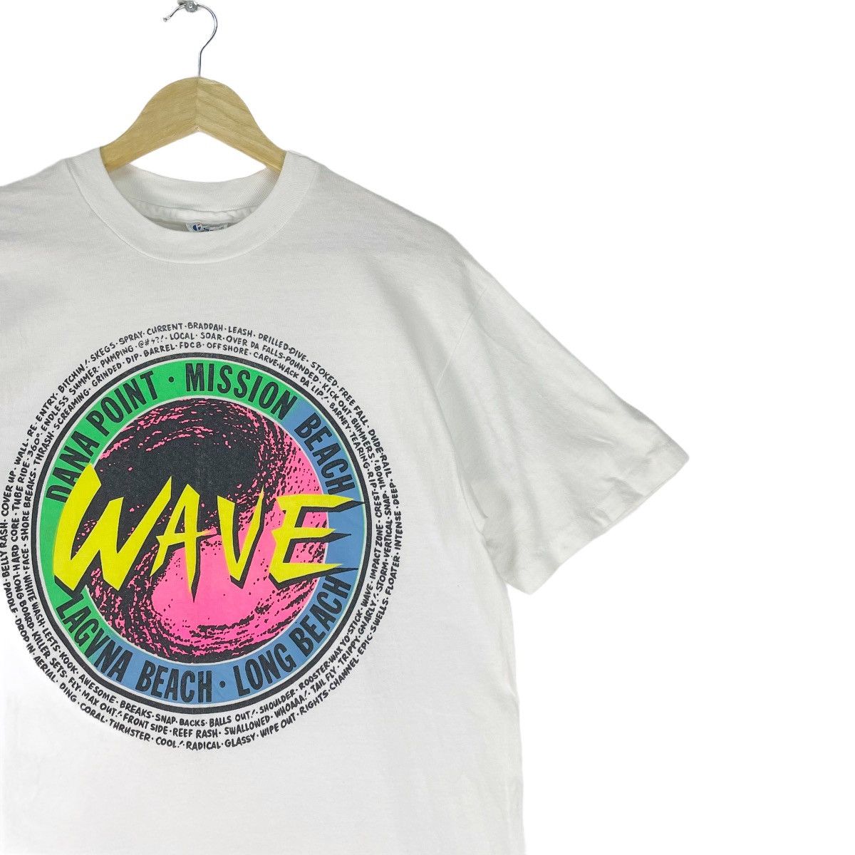 Hanes ☀️Vintage 90s WAVE Long Beach Surf Tshirt Size US M / EU 48-50 / 2 - 3 Thumbnail