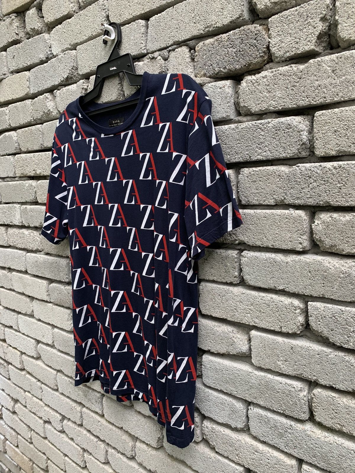 Zara ZARA Monogram T Shirt Size US M / EU 48-50 / 2 - 4 Thumbnail