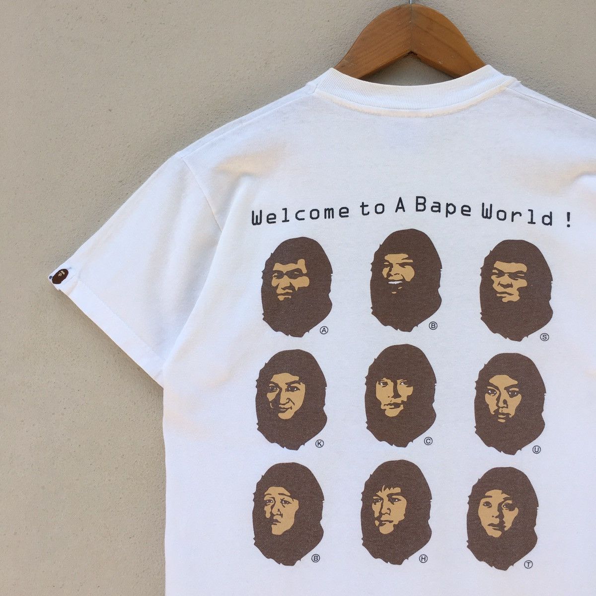Bape × Vintage Vintage A BATHING APE WORLDWIDE APE HEAD SHOW HANES T-Shirt Size US S / EU 44-46 / 1 - 12 Thumbnail