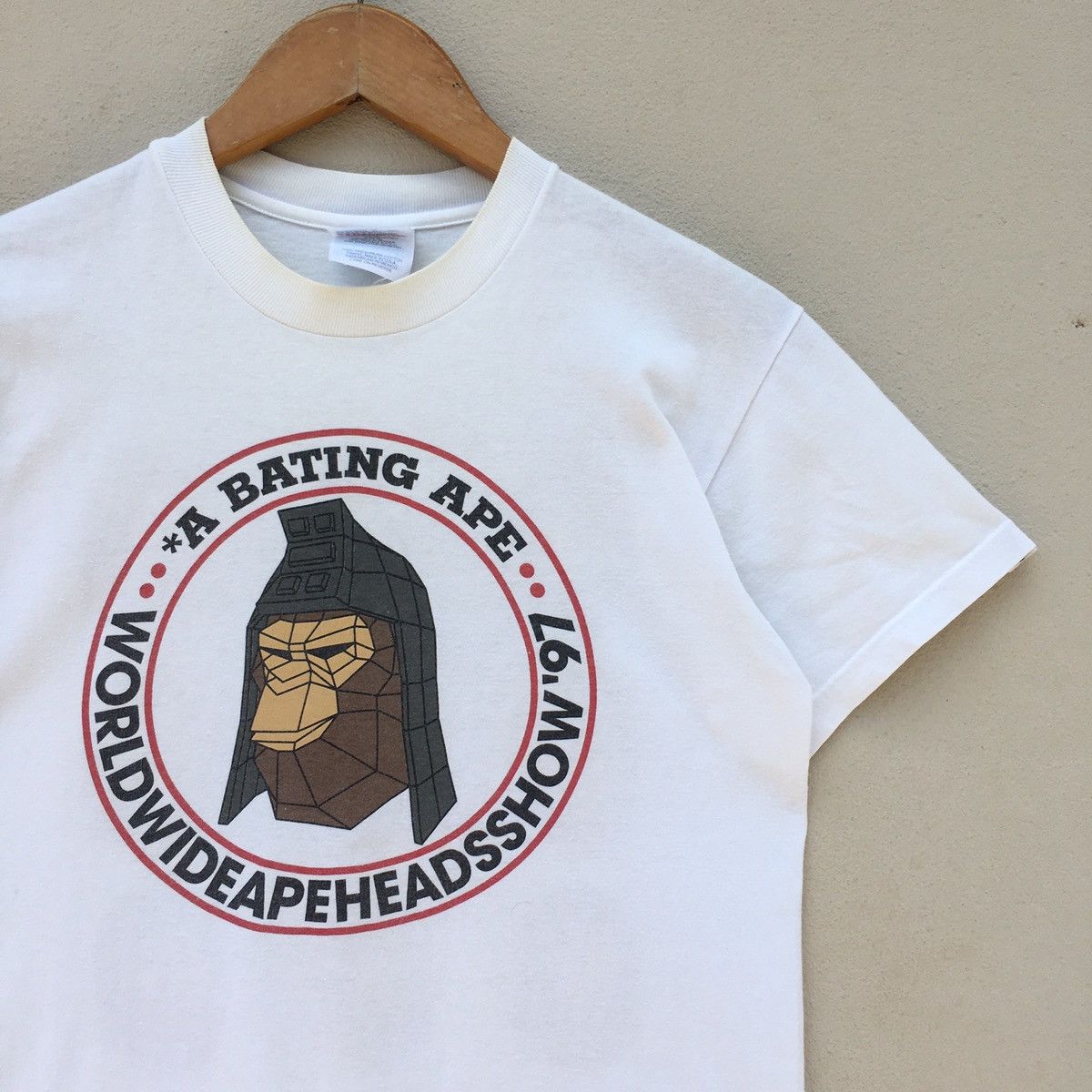 Bape × Vintage Vintage A BATHING APE WORLDWIDE APE HEAD SHOW HANES T-Shirt Size US S / EU 44-46 / 1 - 4 Thumbnail