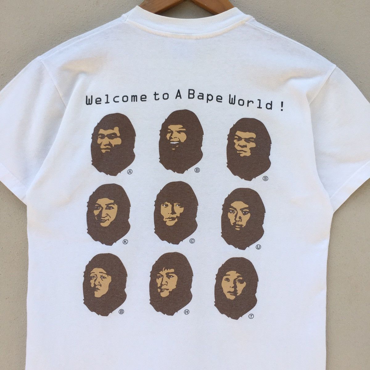 Bape × Vintage Vintage A BATHING APE WORLDWIDE APE HEAD SHOW HANES T-Shirt Size US S / EU 44-46 / 1 - 11 Thumbnail