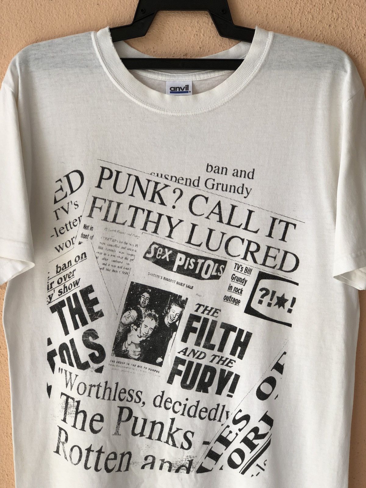 Band Tees Vintage 00s Sex Pistols Punk Rock Band Tee Size US M / EU 48-50 / 2 - 2 Thumbnail