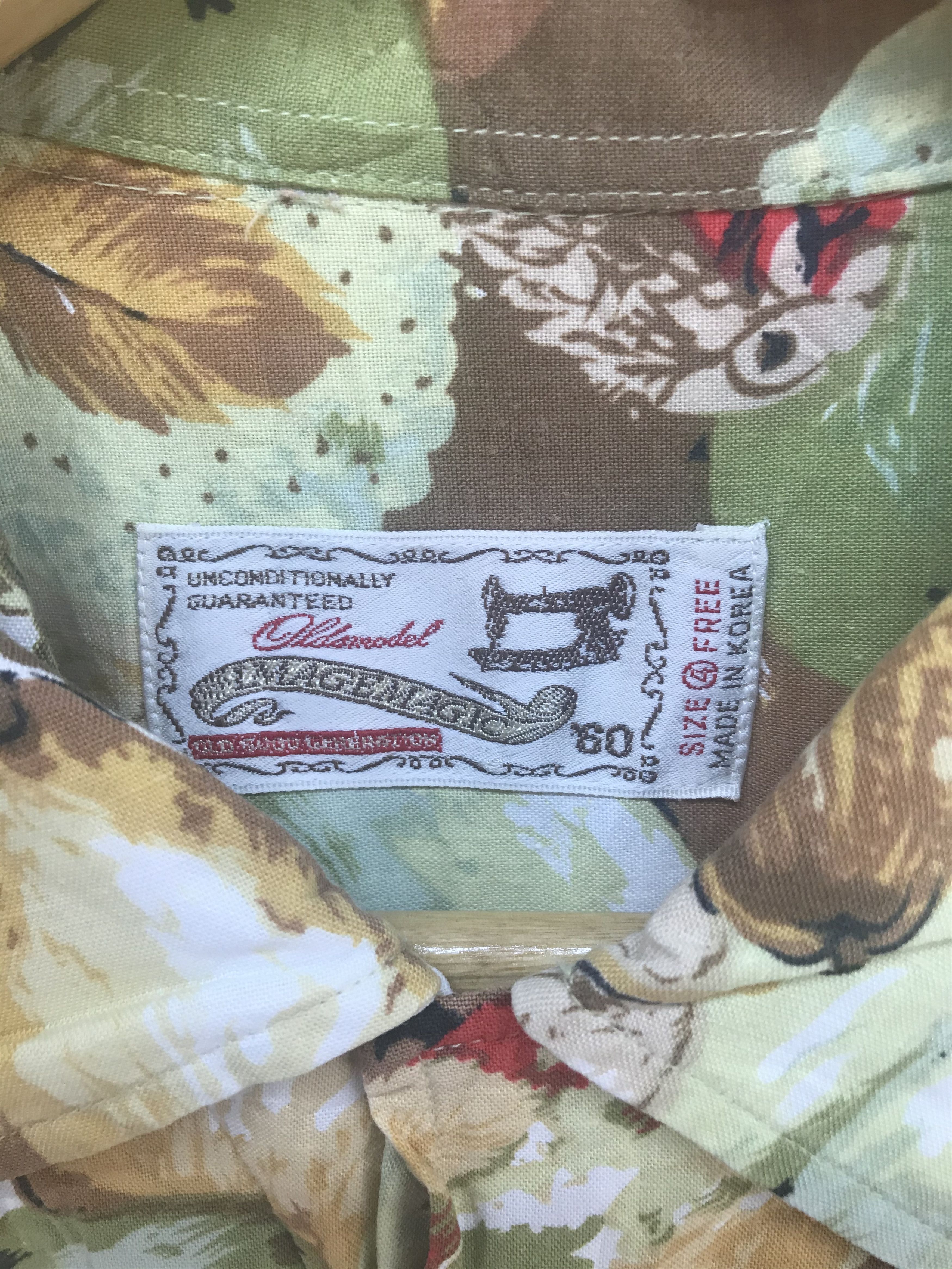 Vintage Vintage Hawaiian Image Magic Asian Fruits Rayon Shirt Size US XL / EU 56 / 4 - 6 Thumbnail