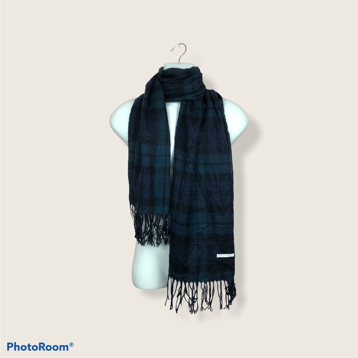 Lowrys Farm scarf/muffler/Acrylic