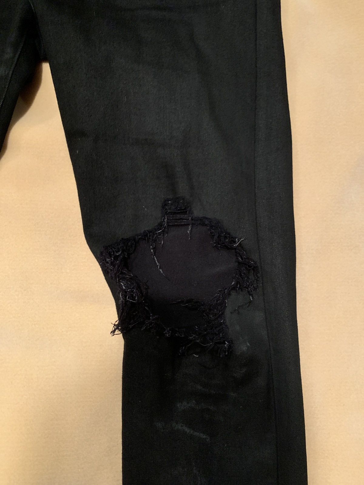 Amiri Amiri ripped black jeans Size US 36 / EU 52 - 2 Thumbnail