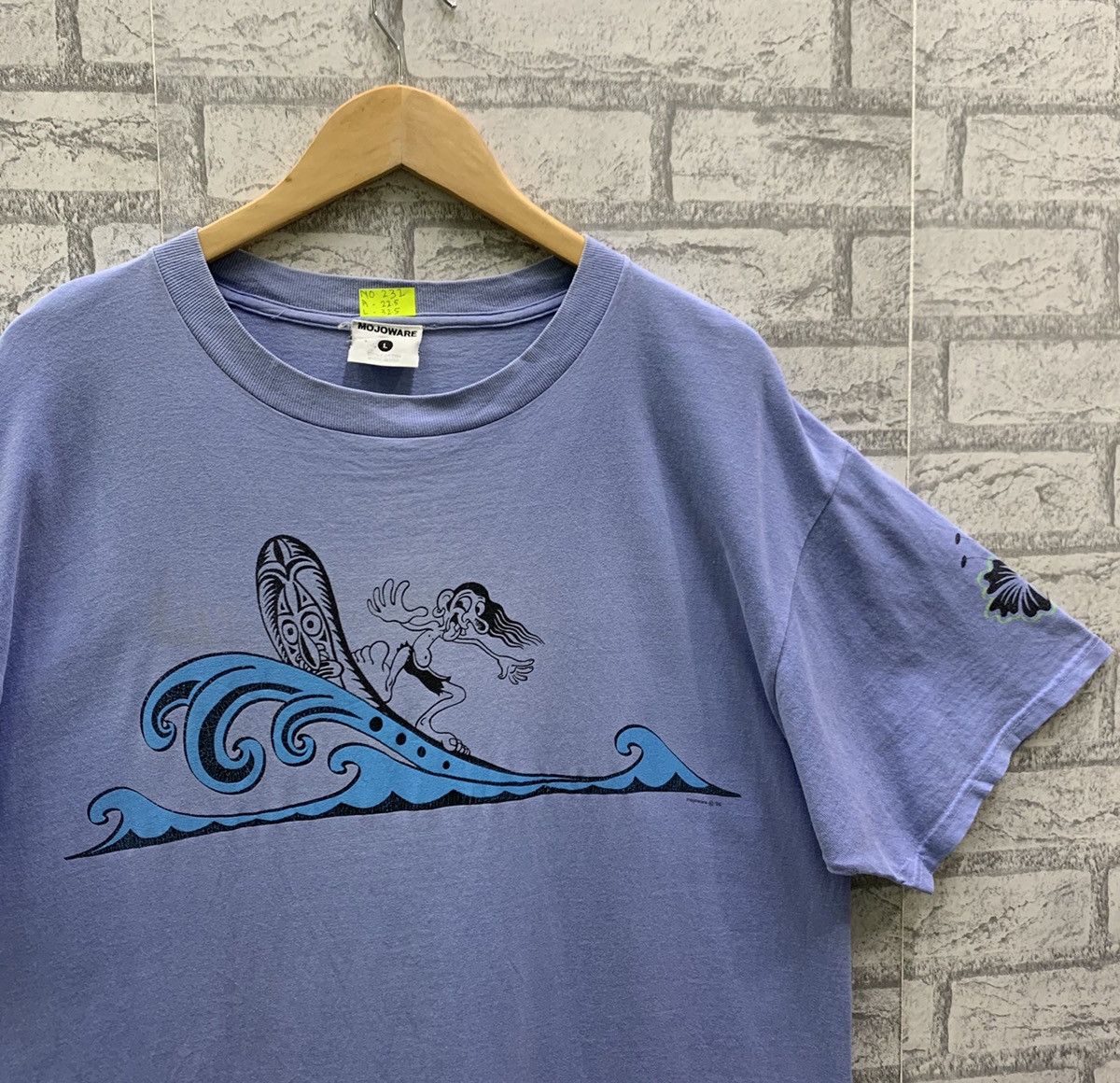 Vintage Vintage Mojoware Surfing Surf Style T-shirts Size US L / EU 52-54 / 3 - 3 Thumbnail