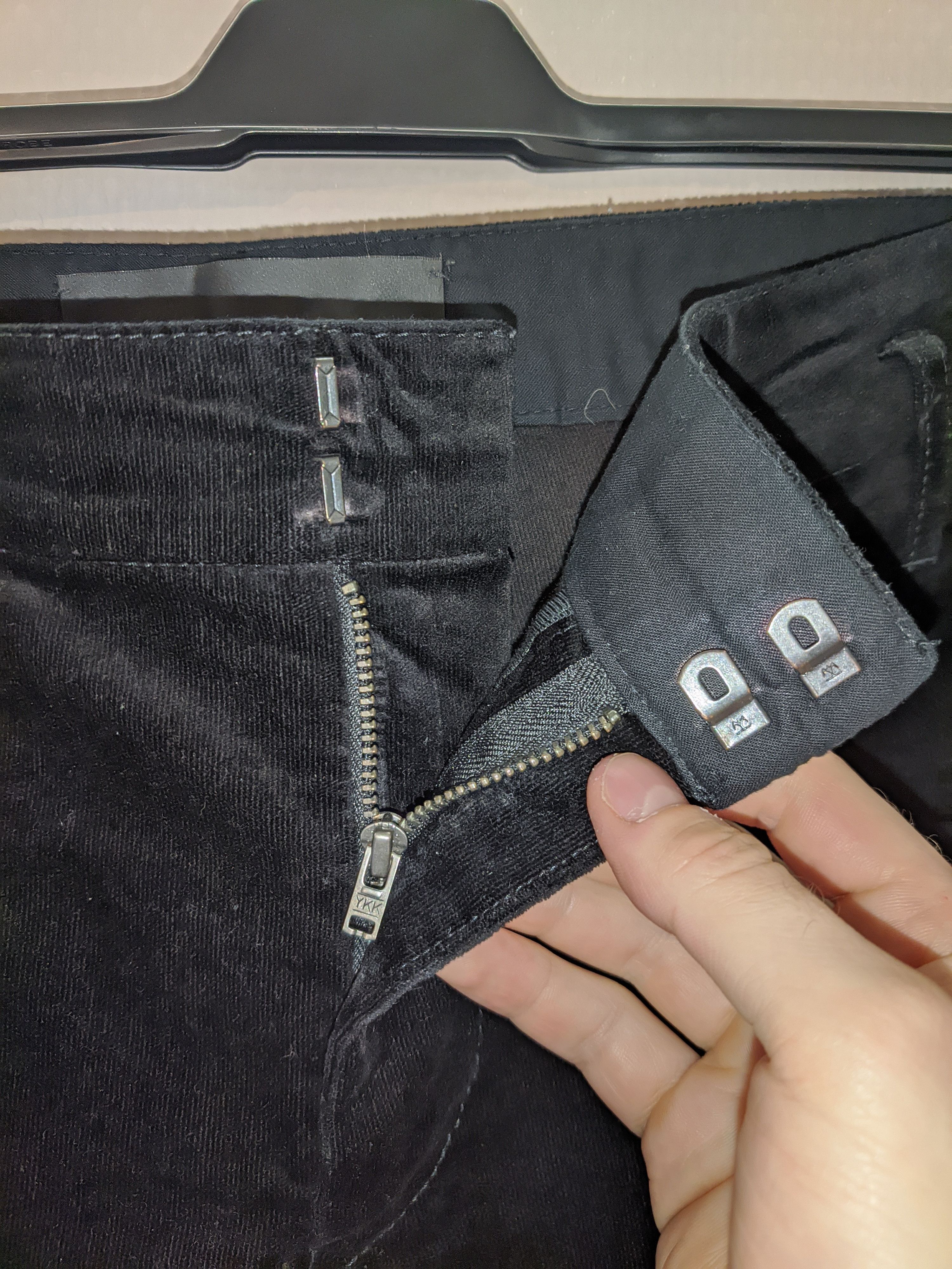 Haider Ackermann Haider Ackermann Black Velvet Goya Trousers Size US 32 / EU 48 - 6 Thumbnail