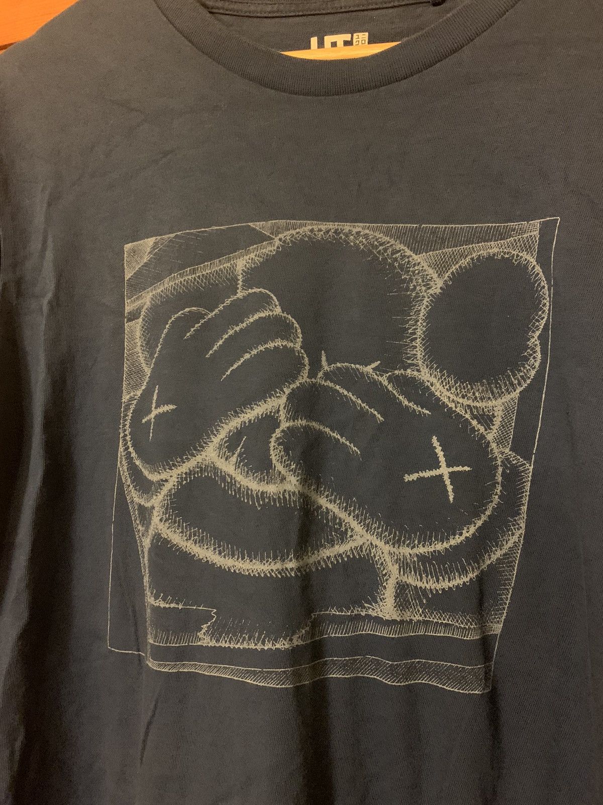 Kaws × Uniqlo *RARE* KAWS x Uniqlo Covered Eyes T-Shirt - Large Size US L / EU 52-54 / 3 - 2 Thumbnail