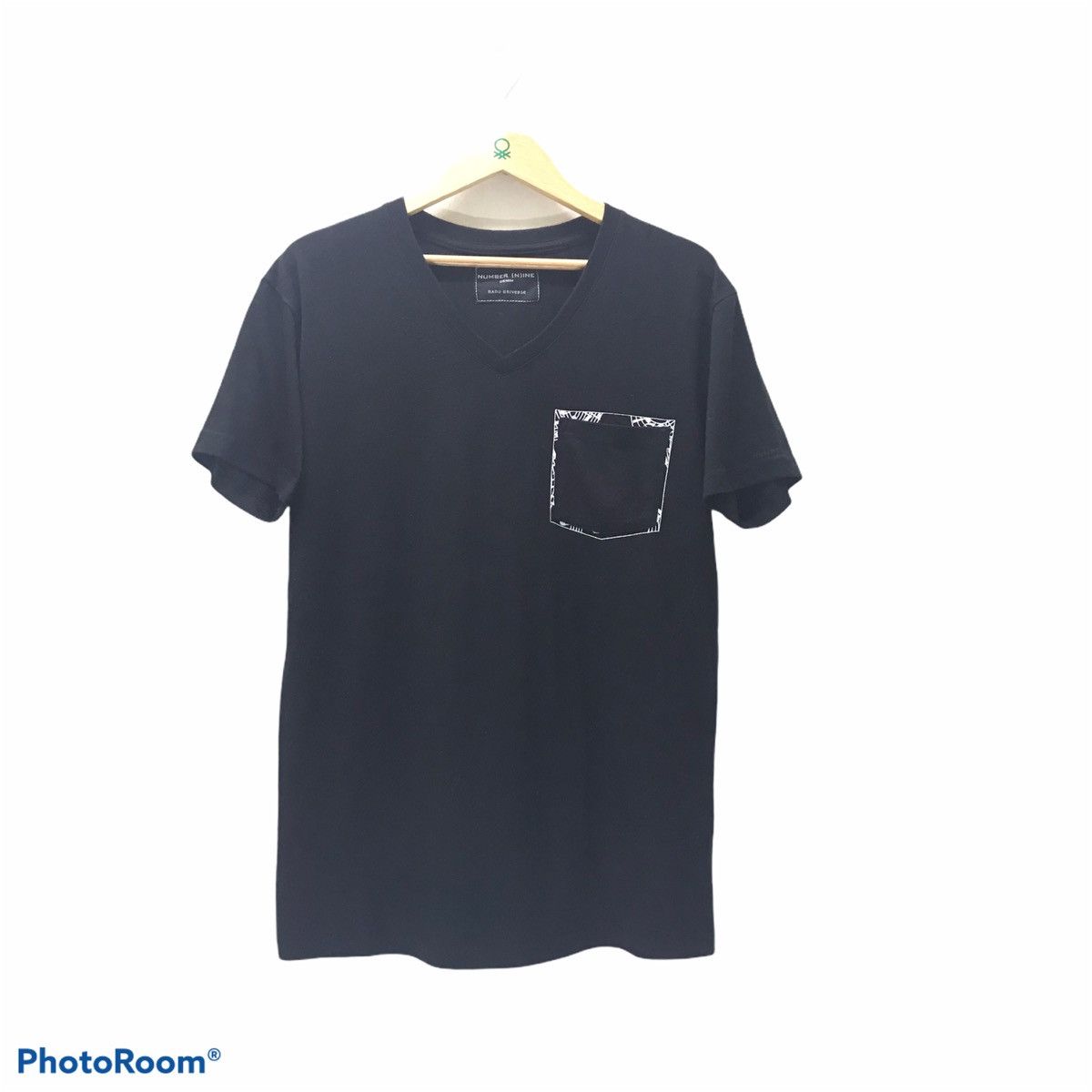 Number nine V Neck Pocket Shirt