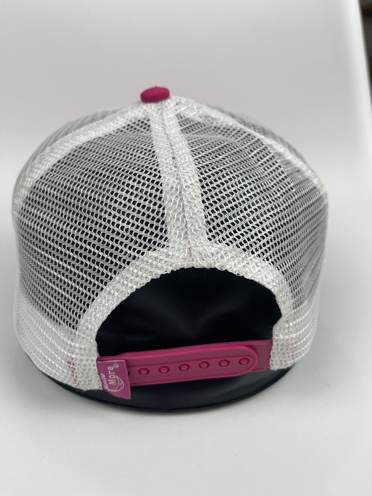 Hat Club Smile More pink Trucker Hat Size ONE SIZE - 8 Thumbnail