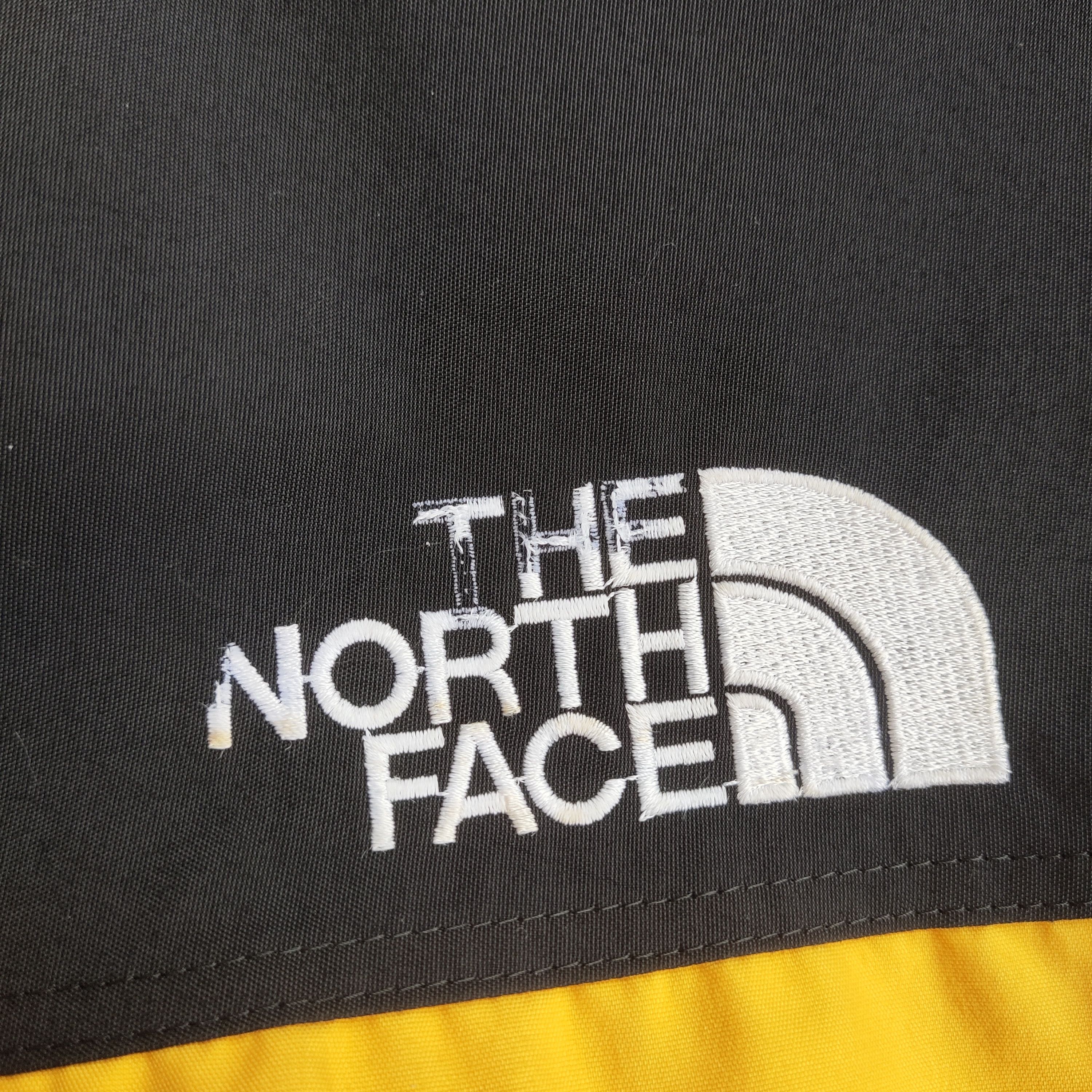The North Face Vintage North Face Gore-Tex Yellow Jacket Size US M / EU 48-50 / 2 - 12 Preview