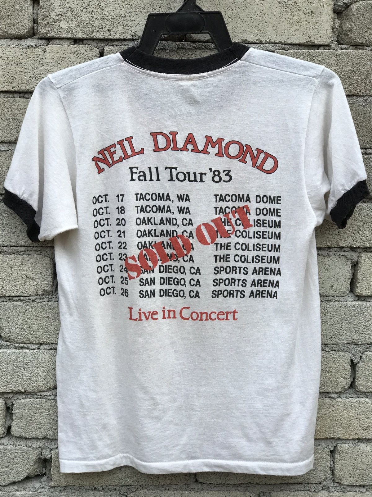 Band Tees 💥Band Tee💥Vintage Neil Diamond .. Size US S / EU 44-46 / 1 - 2 Thumbnail