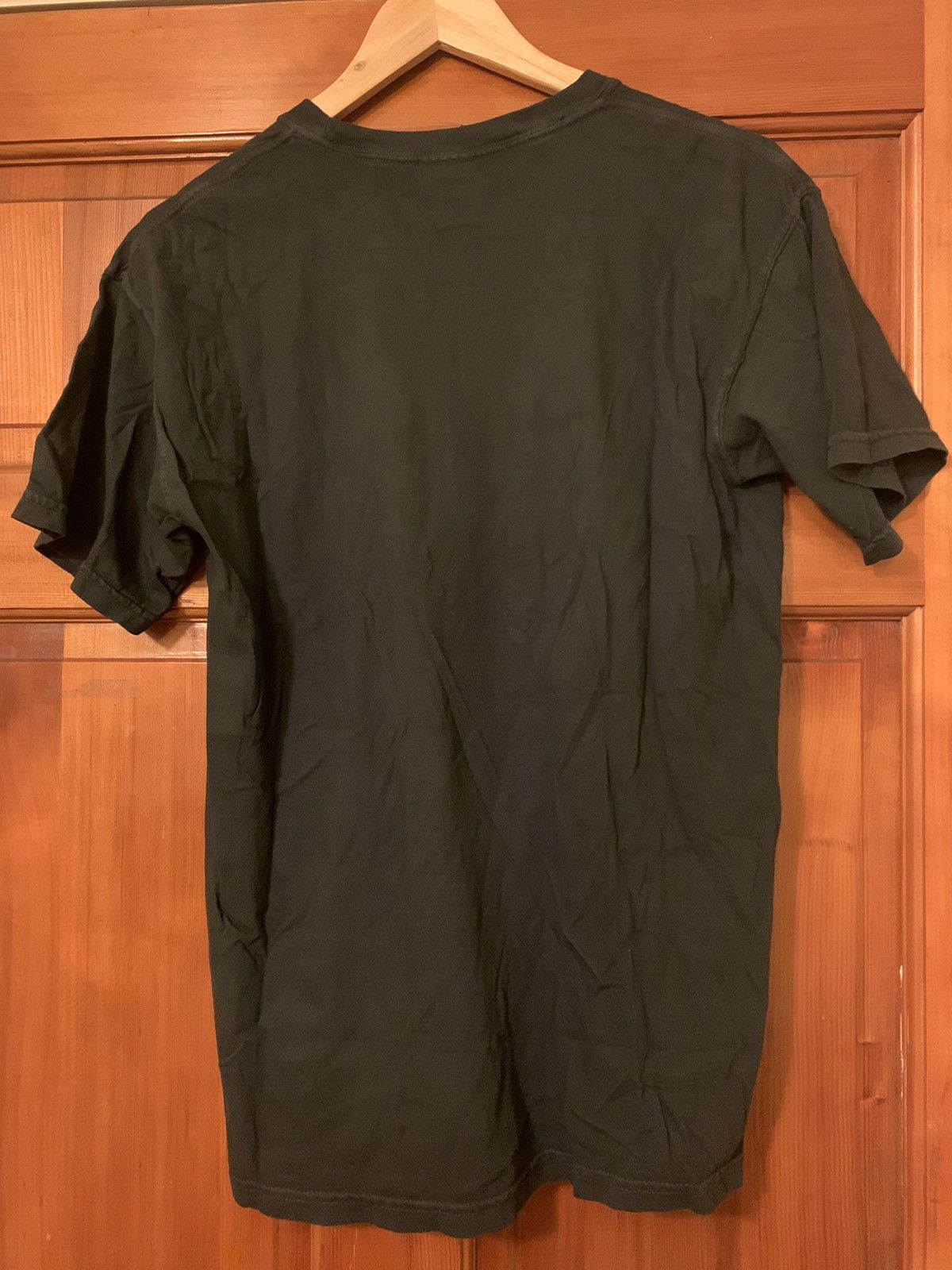Comfort Colors *RARE* Custom Embroidered Floral Planter T-Shirt - Medium Size US M / EU 48-50 / 2 - 3 Thumbnail