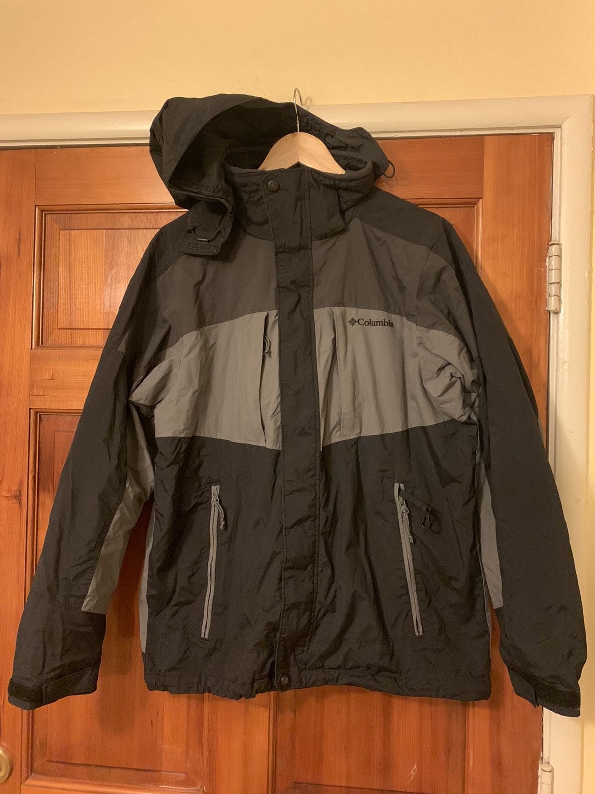 Columbia × Rare × Vintage *RARE* Vintage Columbia Interchange 