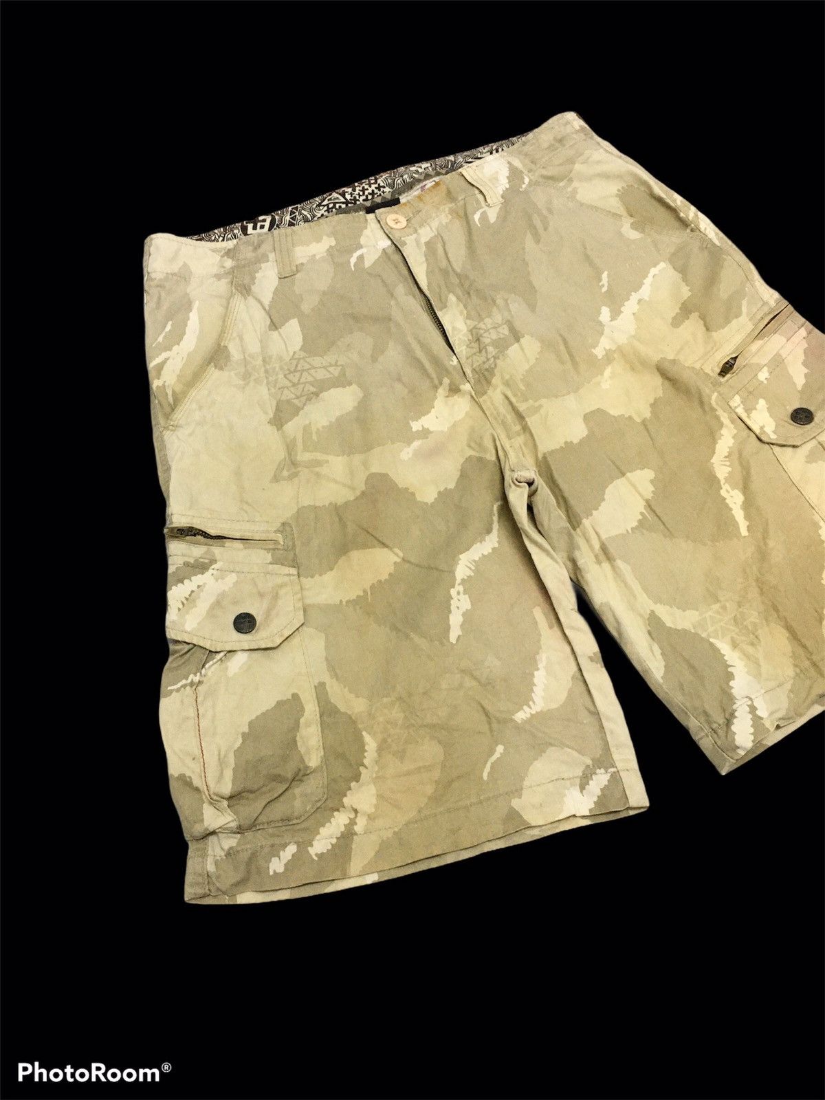 Quicksilver Short Pant Camo Size US 34 / EU 50 - 2 Thumbnail