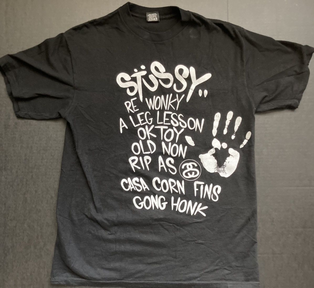Kaws Stussy Kaws World Tour graffiti tee shirt black size medium Size US M / EU 48-50 / 2 - 3 Thumbnail