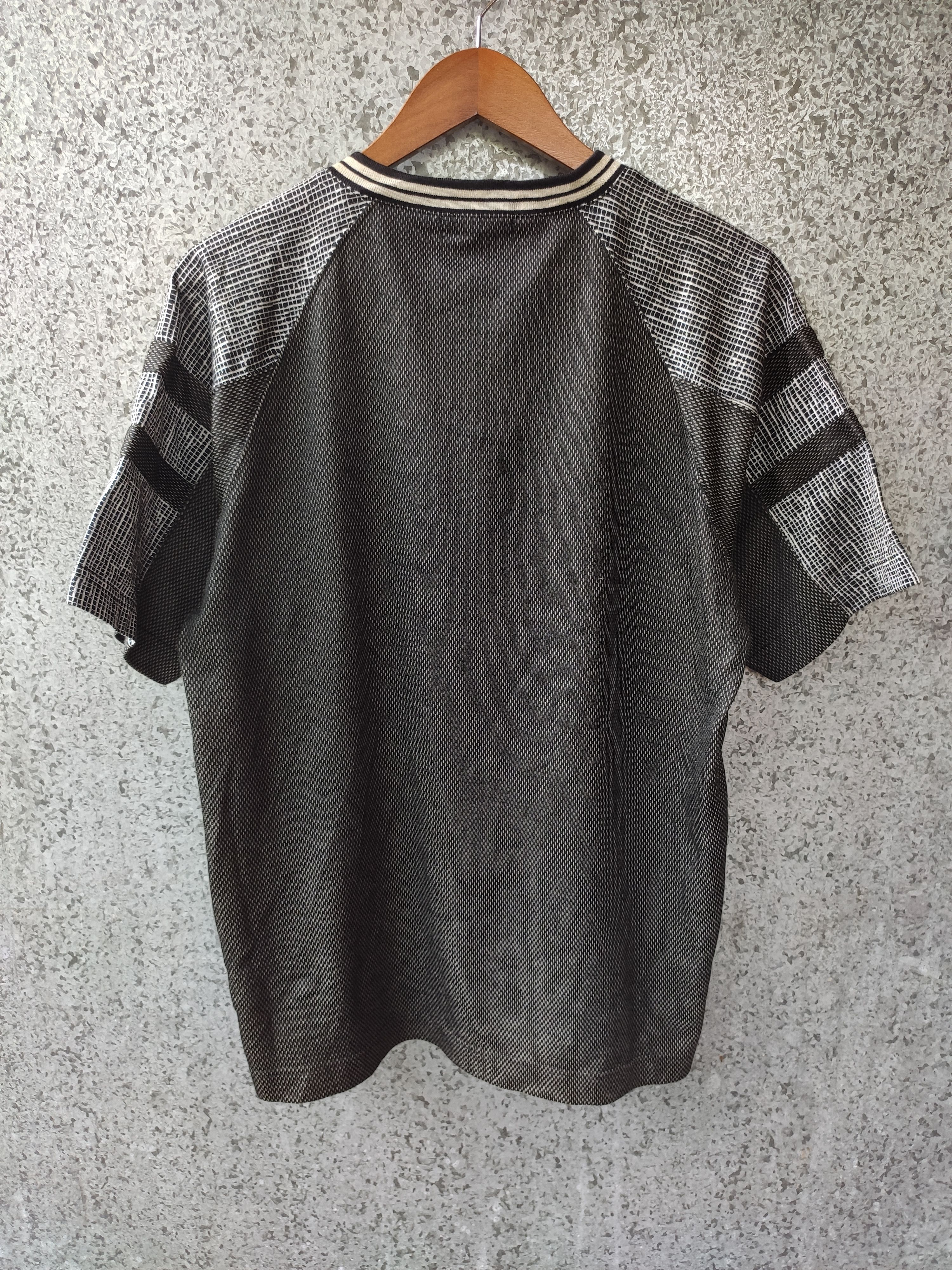 Japanese Brand 🔥 Vintage ilmesse t shirt jersey Size US L / EU 52-54 / 3 - 4 Thumbnail