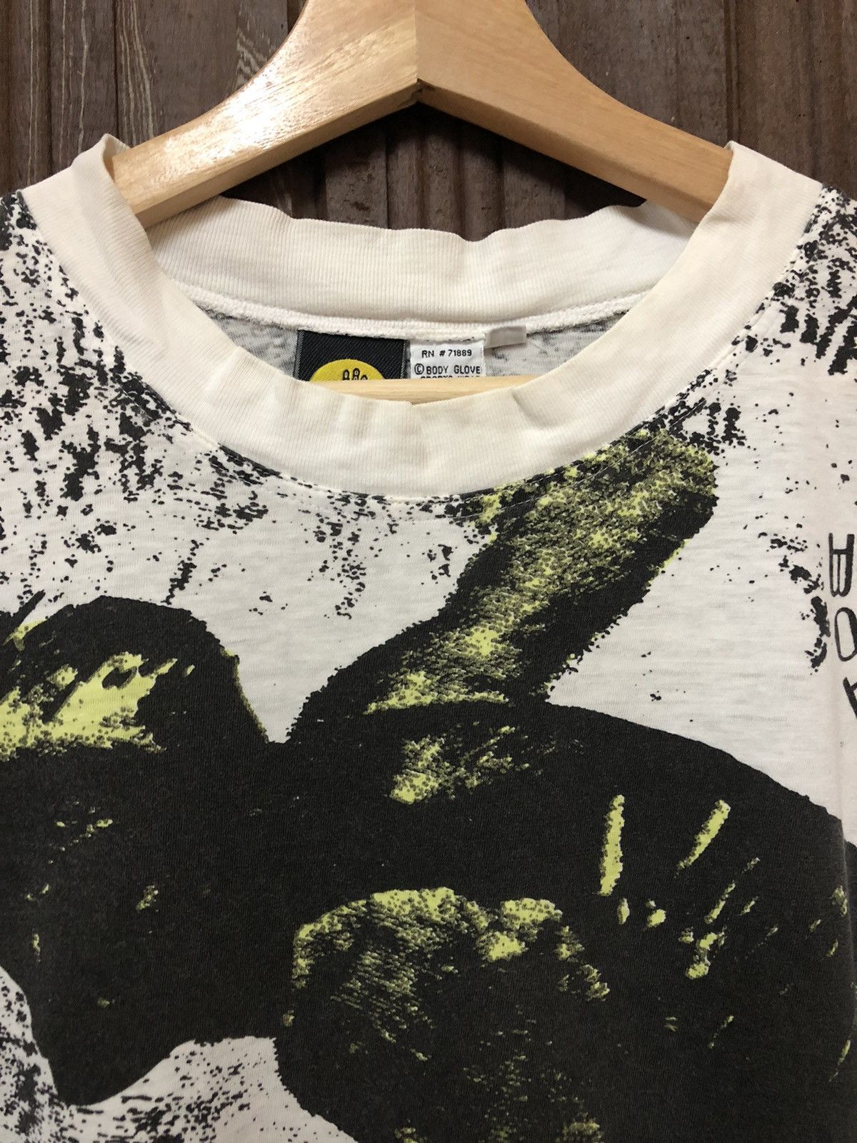 Body Glove × Vintage Vintage Body Glove Surfing Fullprint Very Rare Tee Shirt Size US XL / EU 56 / 4 - 6 Thumbnail
