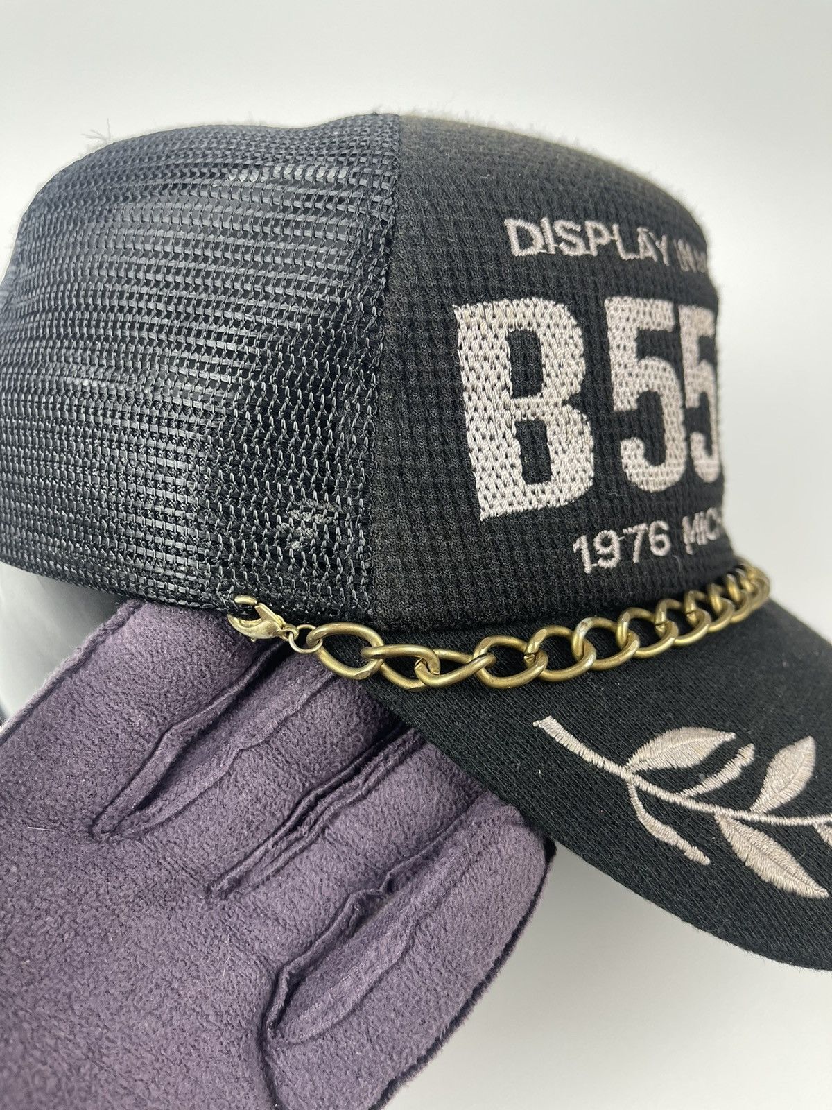 If Six Was Nine Michigan Resident B 550527 Trucker Hat with chain Size ONE SIZE - 9 Thumbnail
