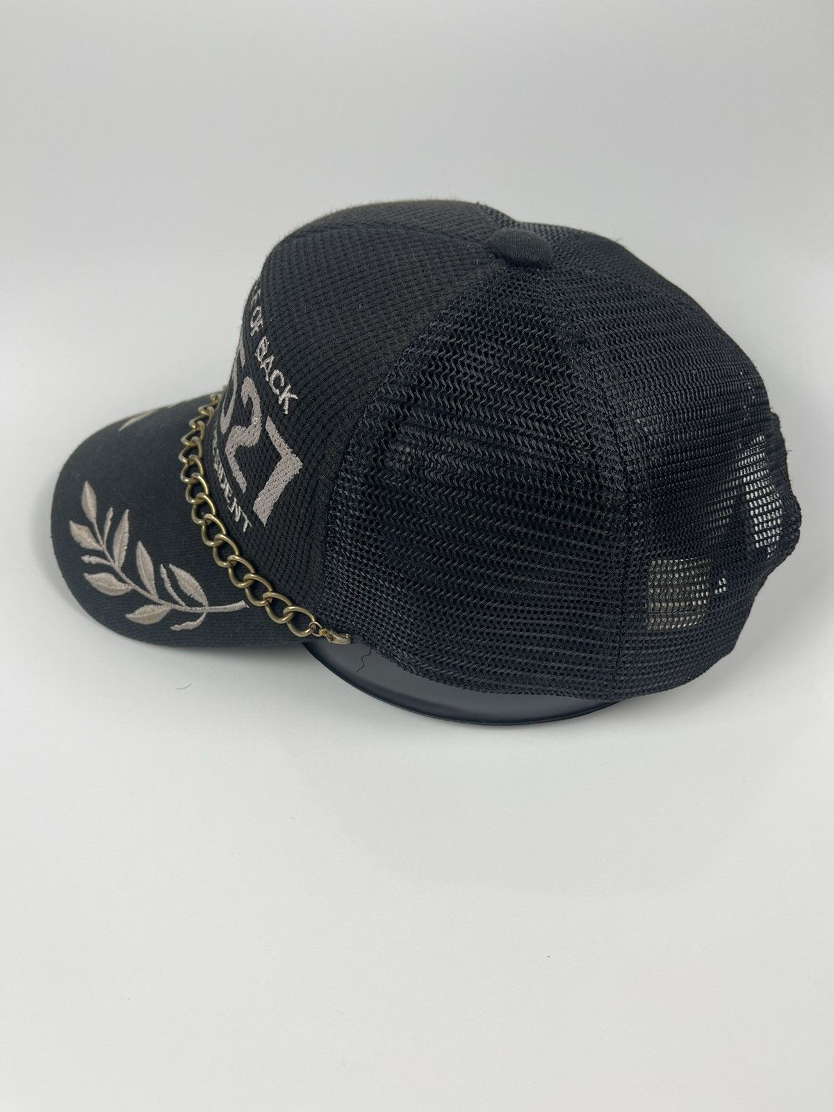 If Six Was Nine Michigan Resident B 550527 Trucker Hat with chain Size ONE SIZE - 6 Thumbnail