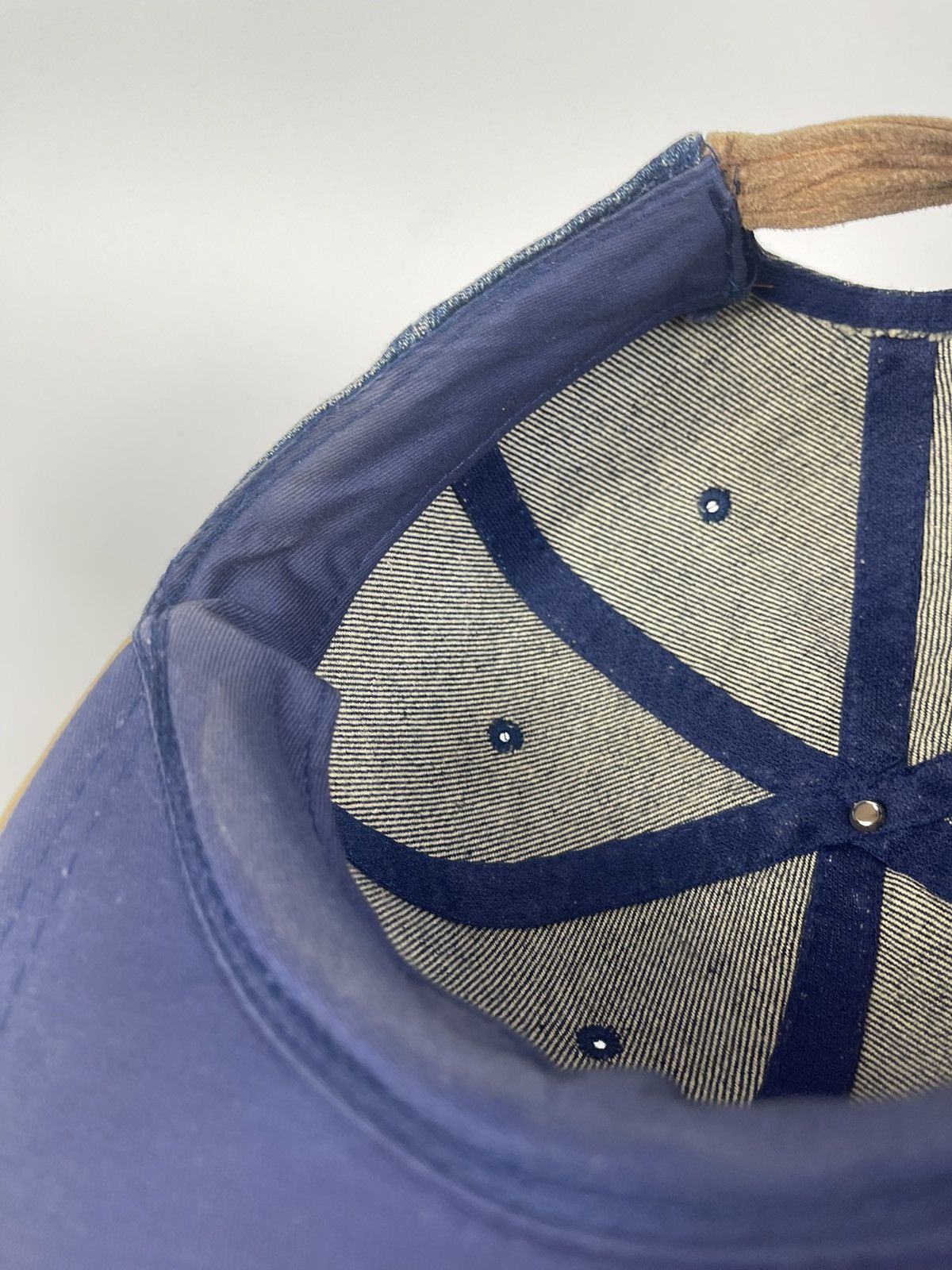 Vintage Vintage Secteur Caniapiscan denim & leather hat Size ONE SIZE - 15 Thumbnail