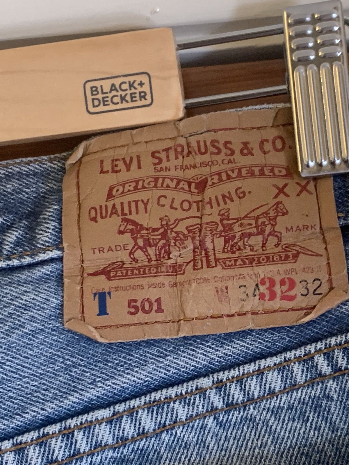 Levi's × Levi's Vintage Clothing × Vintage *RARE* New Vintage 1of1 Levi’s USA-Made Restored Denim Jeans Size US 32 / EU 48 - 7 Thumbnail