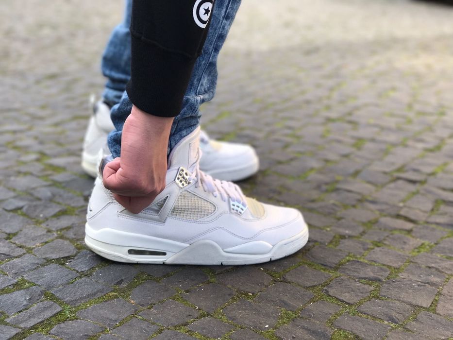 Jordan 4 pure money on feet on sale