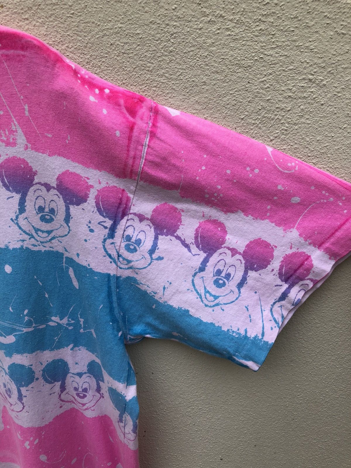 Disney Vtg 80s Disney Mickey Mouse Over Print Border t shirt Size US XL / EU 56 / 4 - 7 Thumbnail