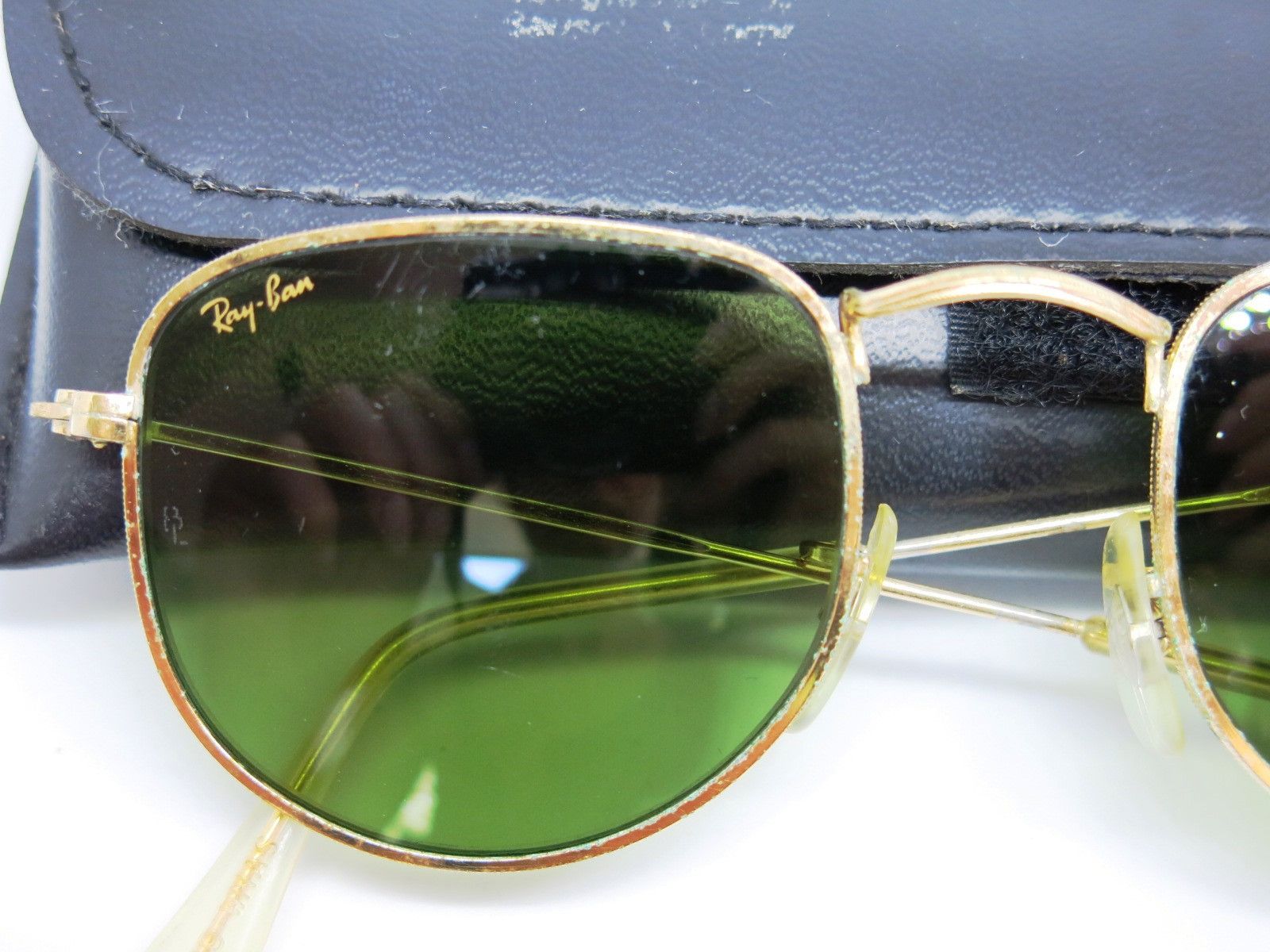 RayBan Rare Vintage RAY-BAN B&L W0979 WNAS Sunglasses Size ONE SIZE - 10 Preview
