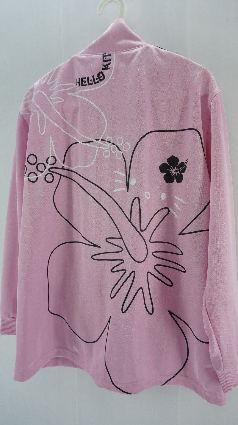 Japanese Brand Vintage Hello Kitty Side Tape Jacket Size US L / EU 52-54 / 3 - 1 Thumbnail