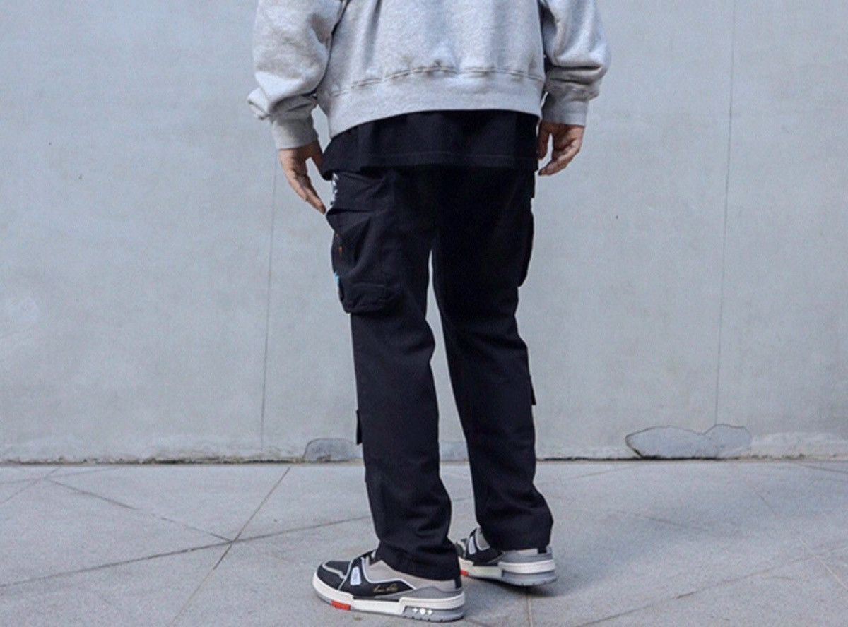 Japanese Brand Paint Splatter Detail Cargo Pocket Draw String Pants Size US 32 / EU 48 - 5 Thumbnail