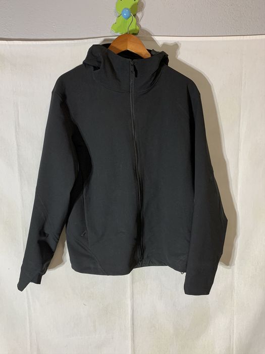 Arc'Teryx Veilance Veilance Isogon Mx Jacket, Black, M | Grailed