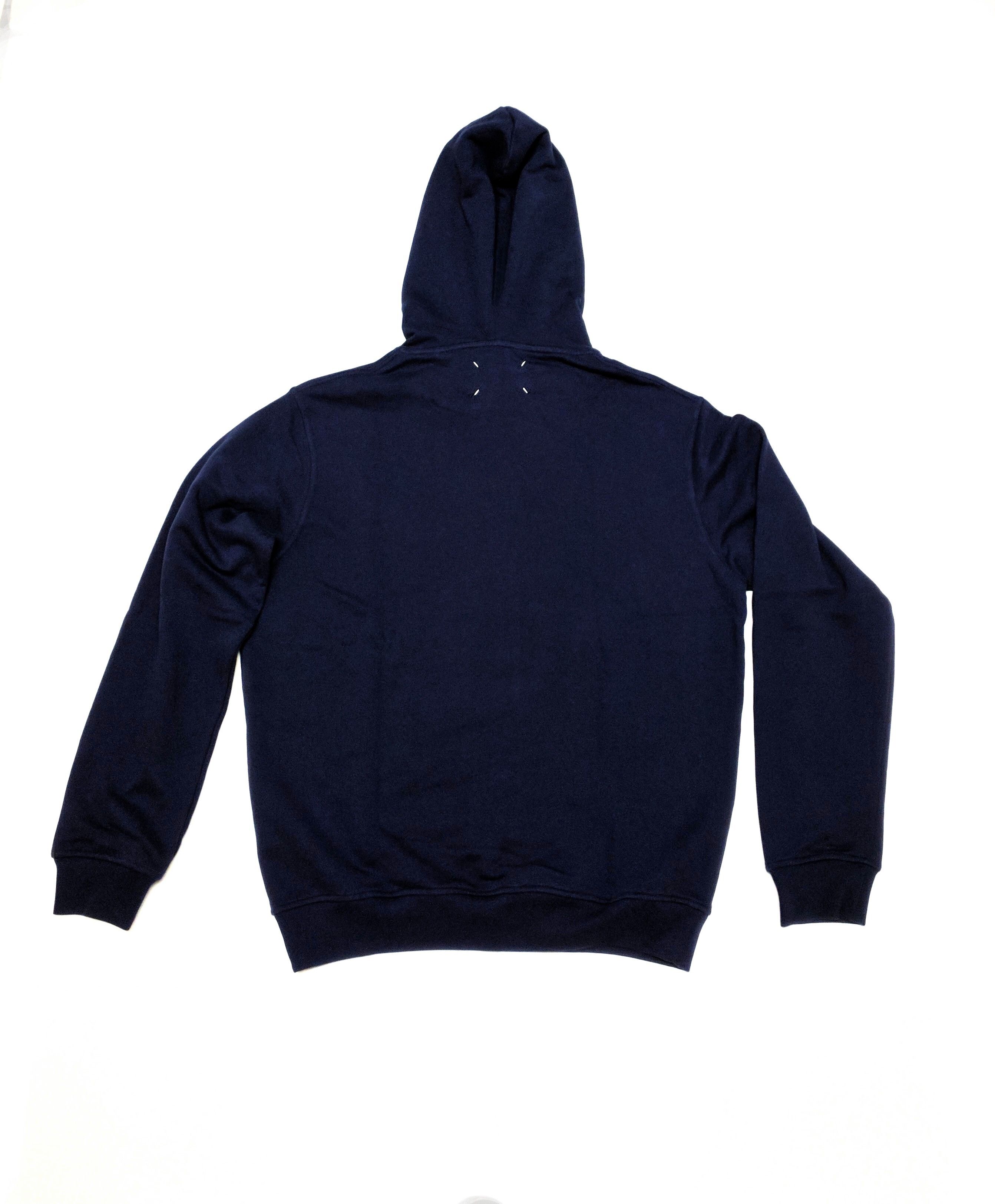 Maison Margiela Stereotype Hoodie Navy Blue 48 MMM Pullover Size US L / EU 52-54 / 3 - 8 Thumbnail