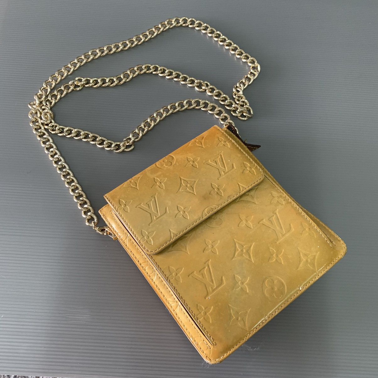 Louis Vuitton Louis Vuitton Vernis Chain Slingbag Size ONE SIZE - 1 Thumbnail